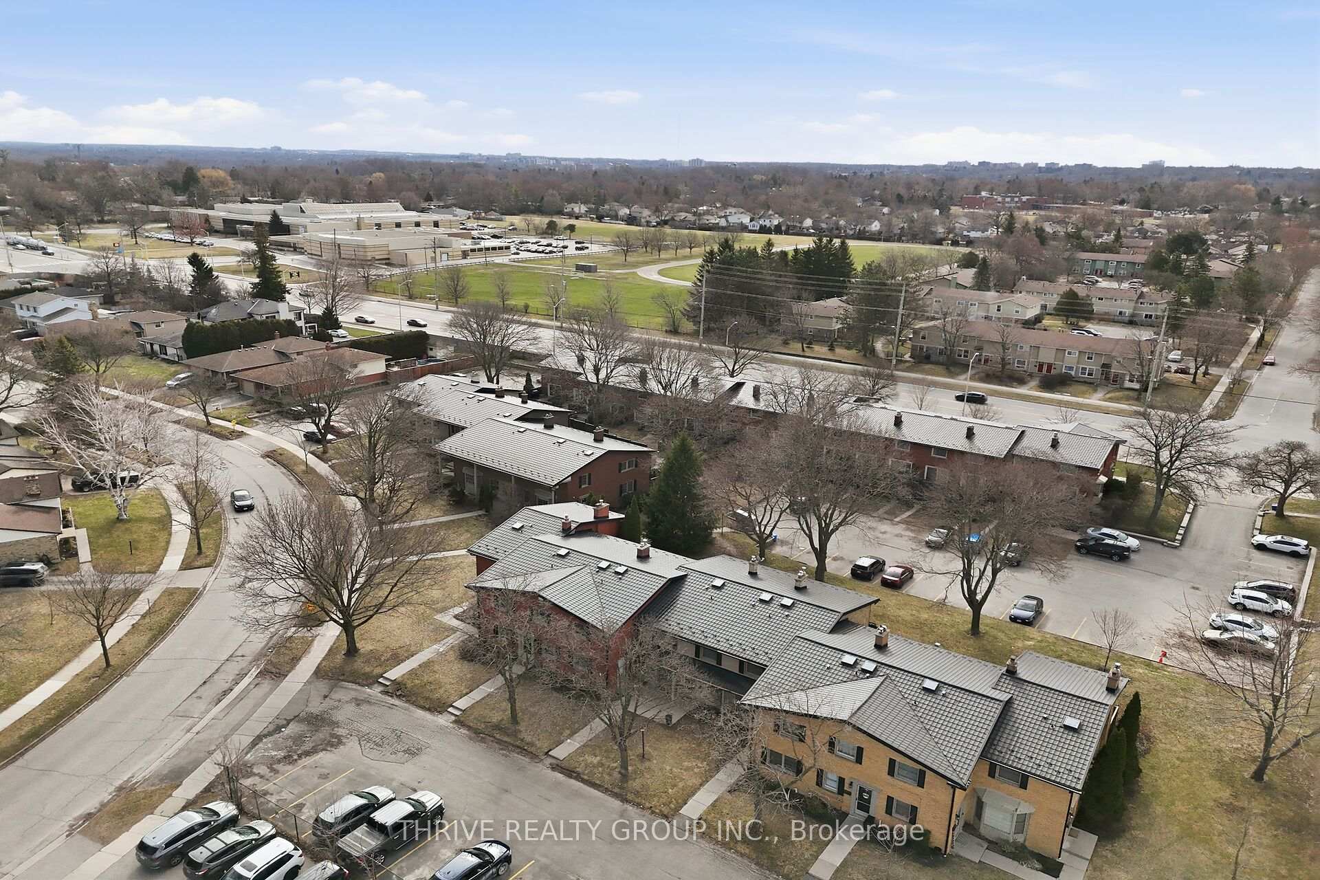 Photo 34 of 12 Guildwood Walk, London, North M — HOMEH