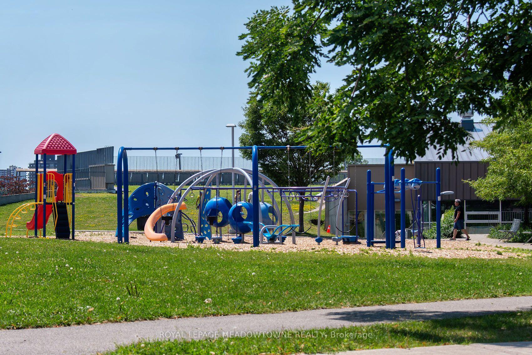 Photo 46 of Unit 804, 20 Deans Drive, Scarborough, Clairlea-Birchmount — HOMEH