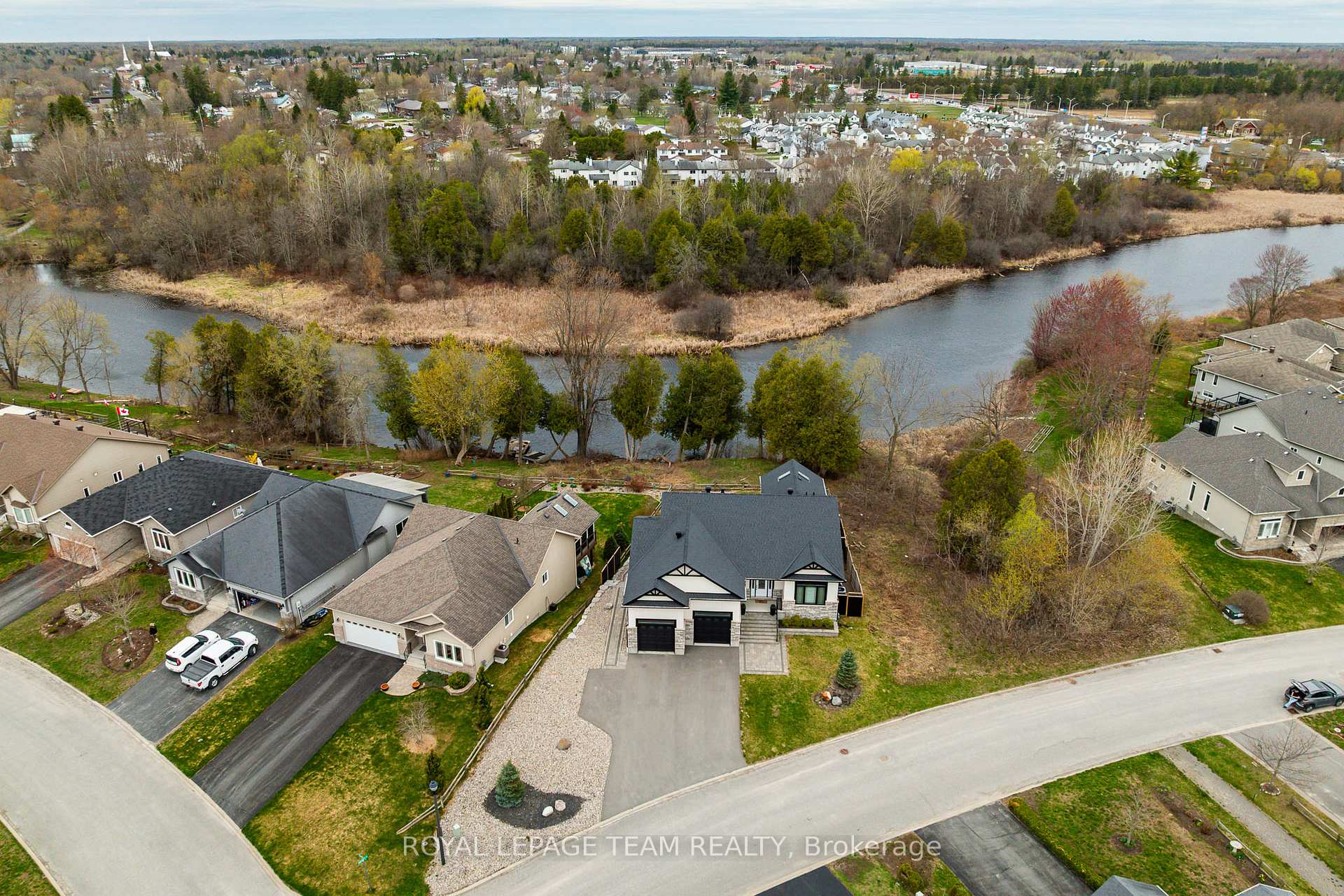 Photo 3 of 51 Westerra Way, North Grenville, Kemptville — HOMEH