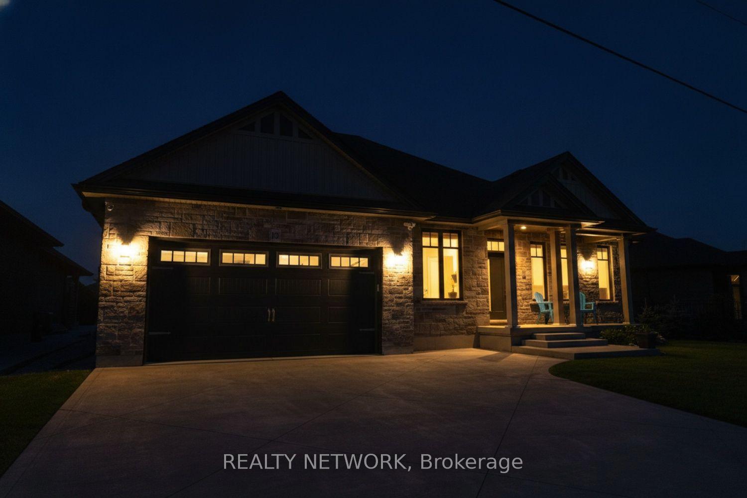 Photo 5 of 10 Craddock Boulevard, Haldimand — HOMEH