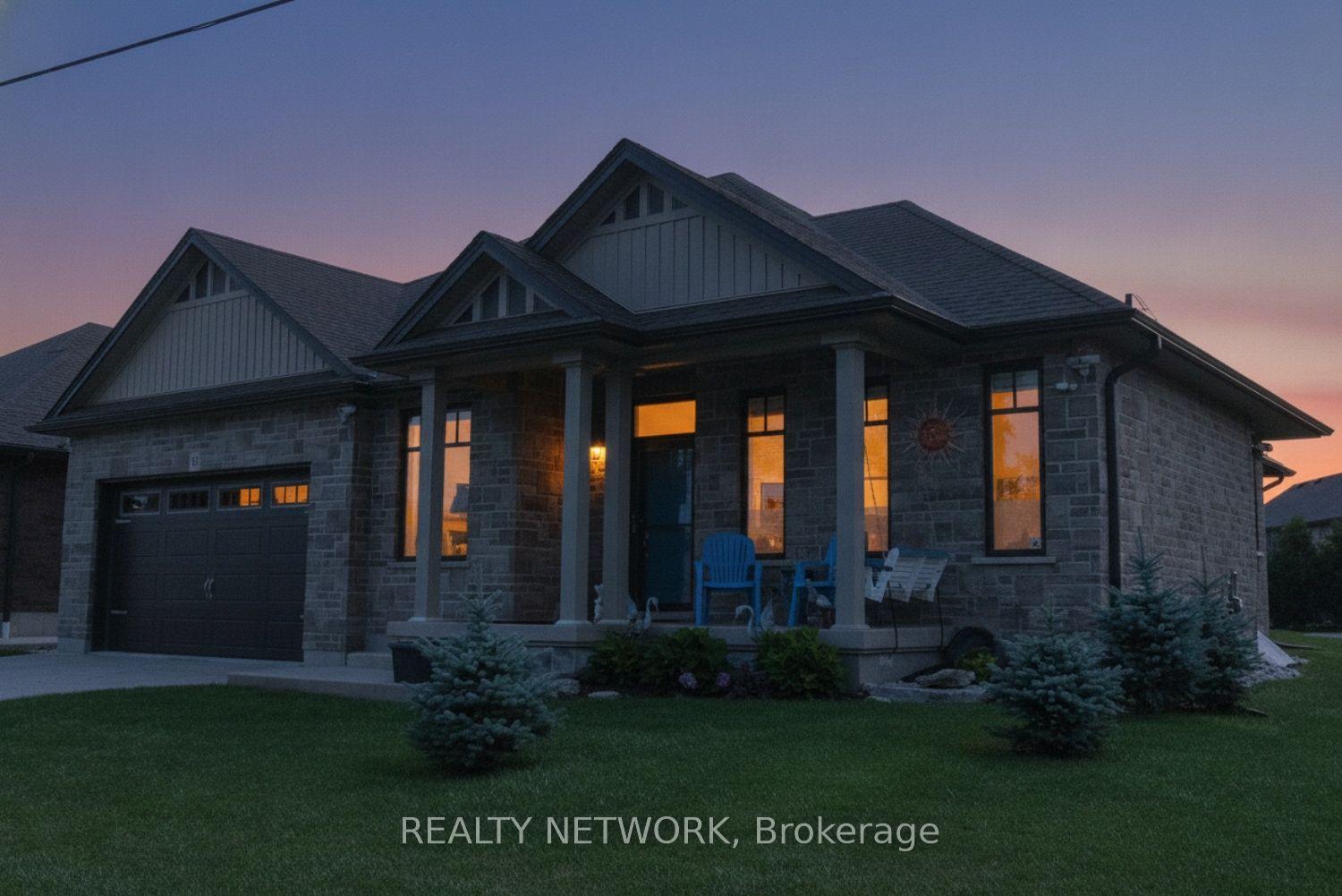 Photo 6 of 10 Craddock Boulevard, Haldimand — HOMEH