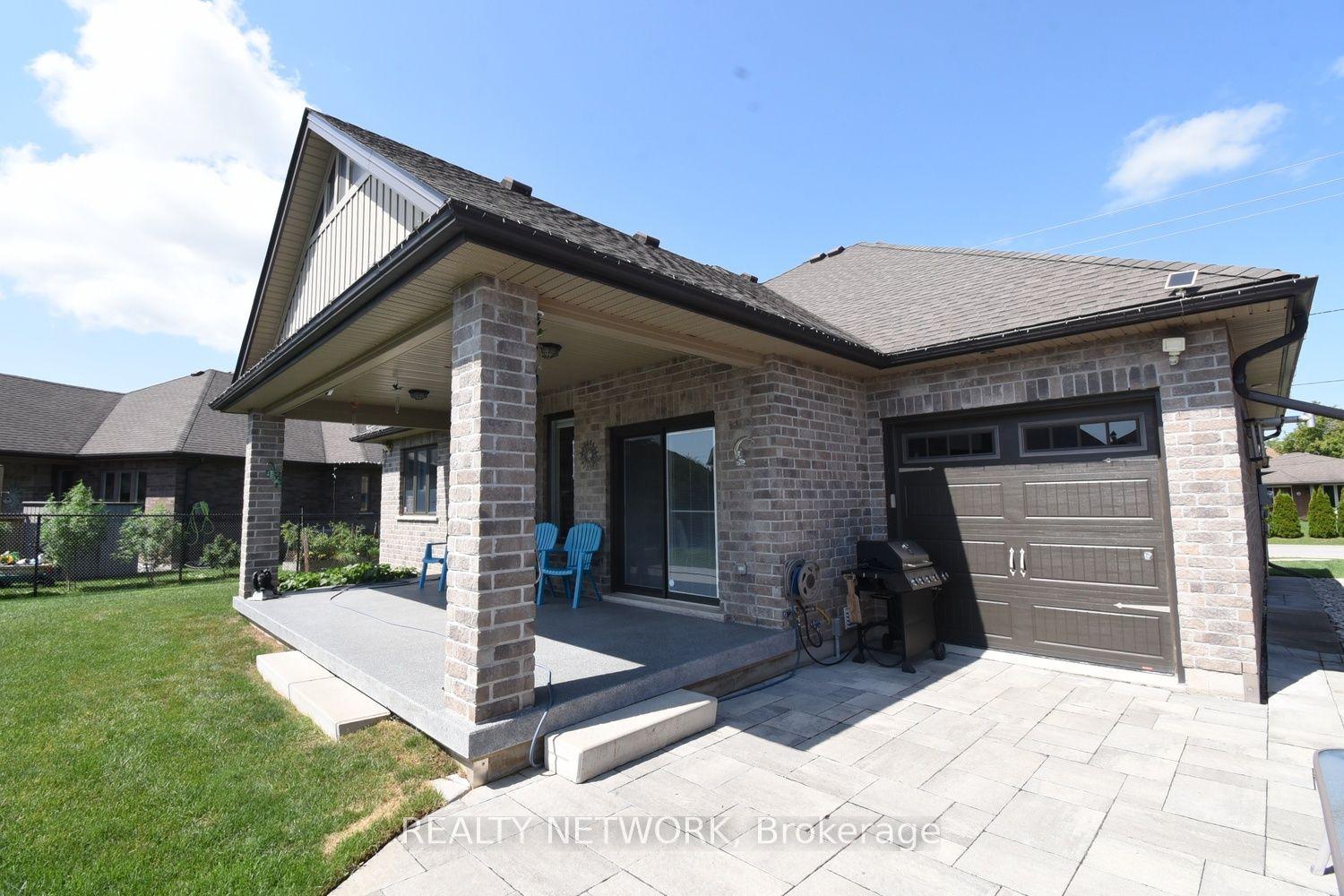 Photo 35 of 10 Craddock Boulevard, Haldimand — HOMEH