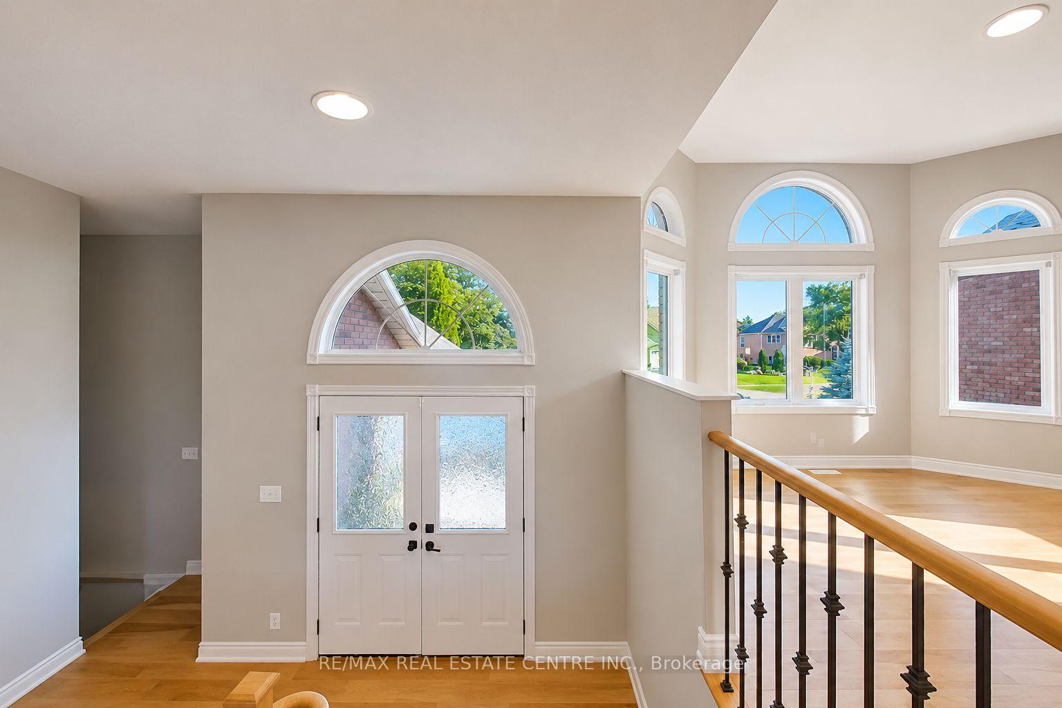 Photo 3 of 431 Ramblewood Drive, Wasaga Beach — HOMEH