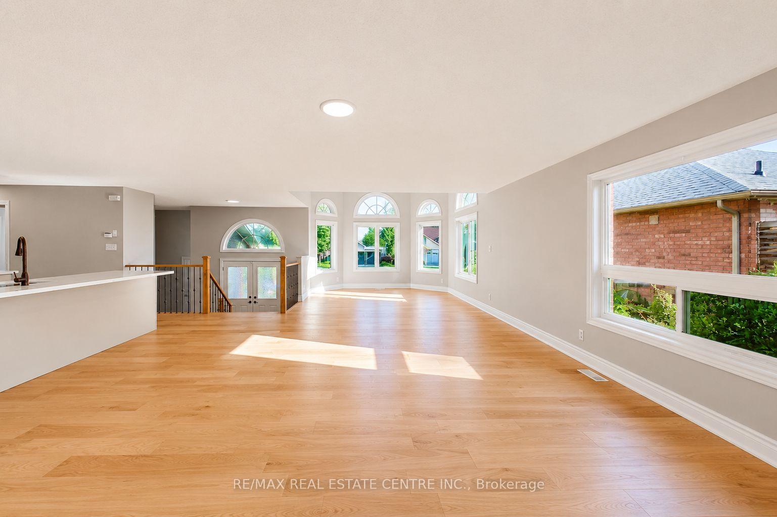 Photo 6 of 431 Ramblewood Drive, Wasaga Beach — HOMEH