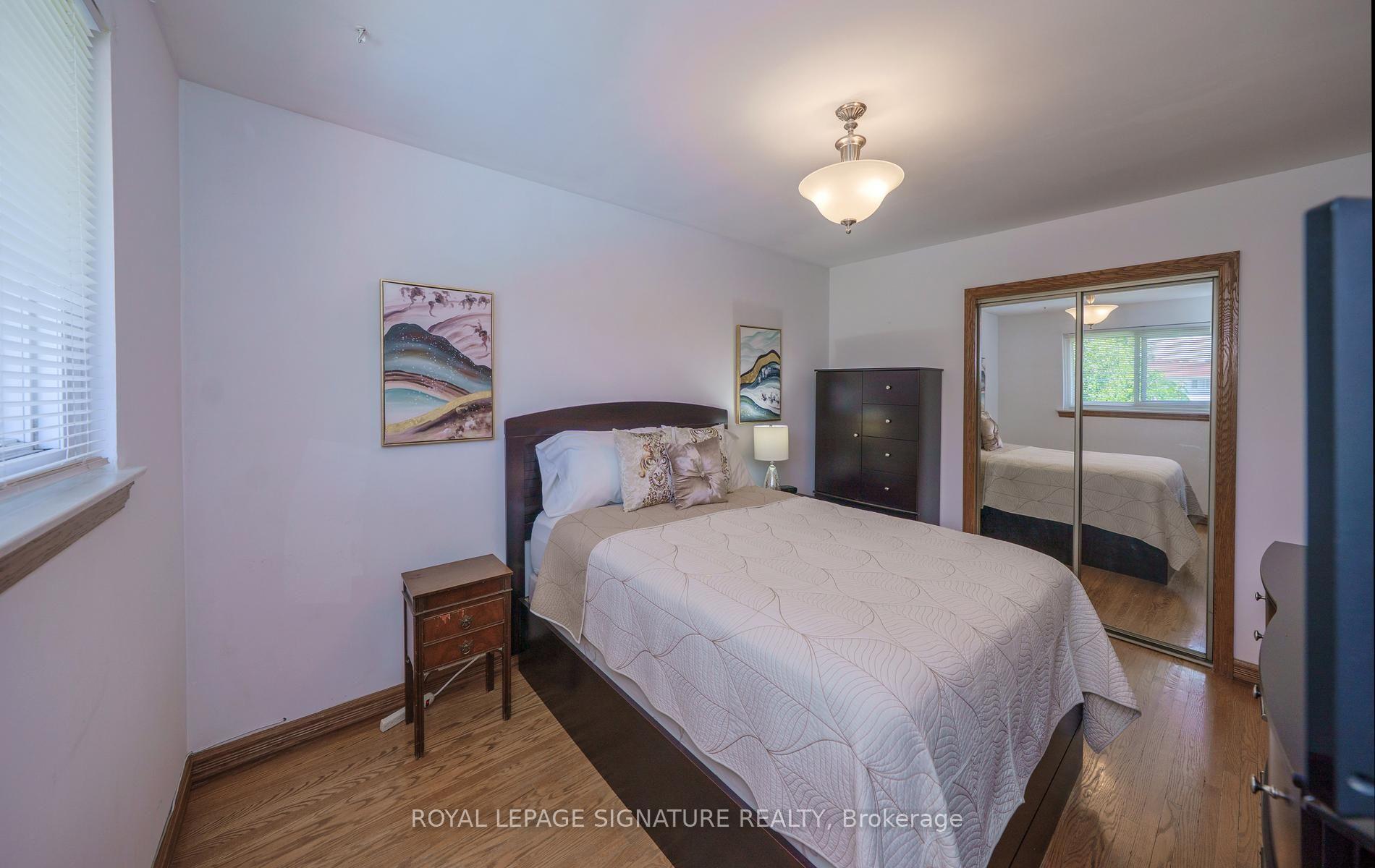 Photo 17 of 34 Rainier Square, Scarborough, L'Amoreaux — HOMEH