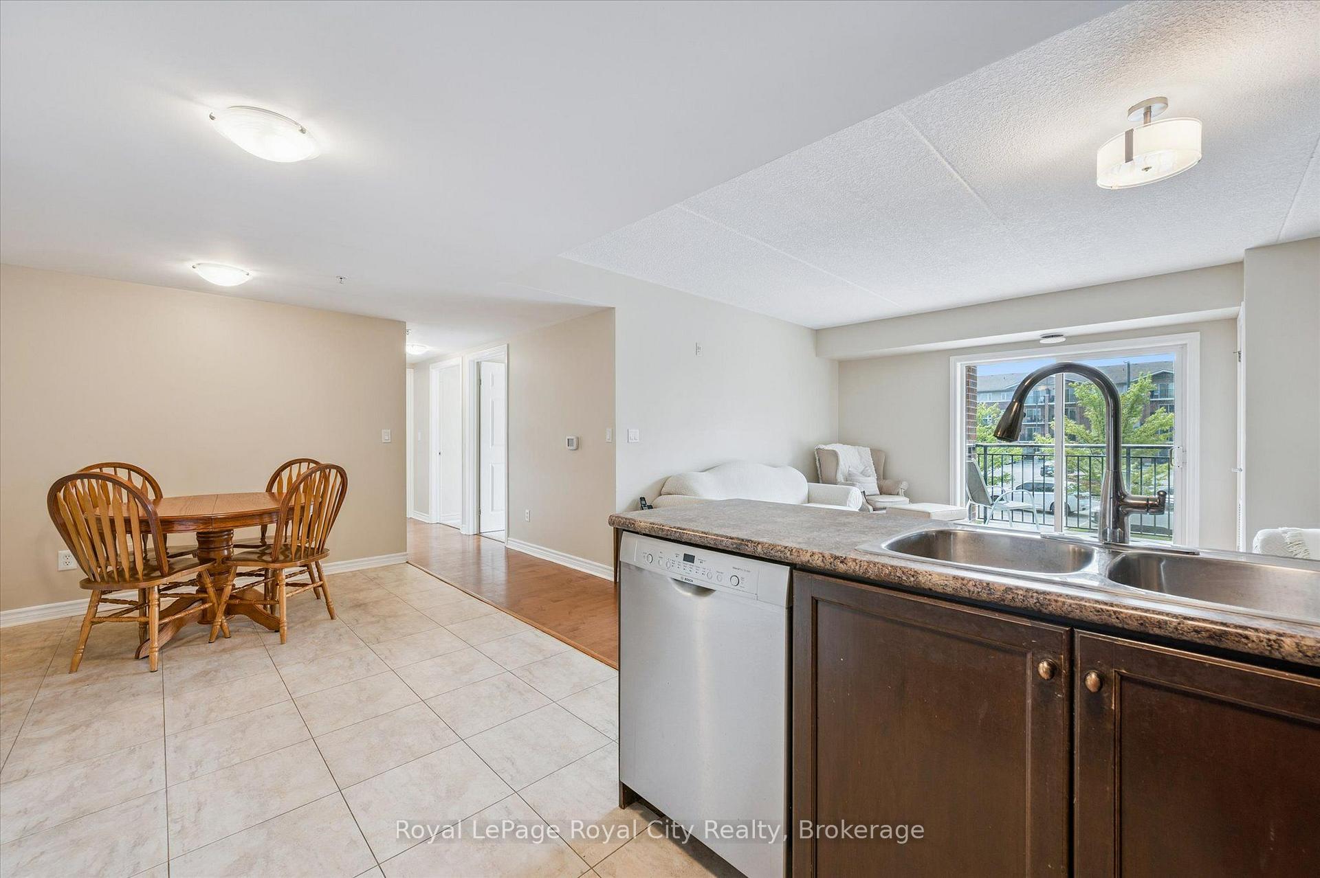 Photo 7 of Unit 212, 37 Goodwin Drive, Guelph, Pineridge/Westminster Woods — HOMEH