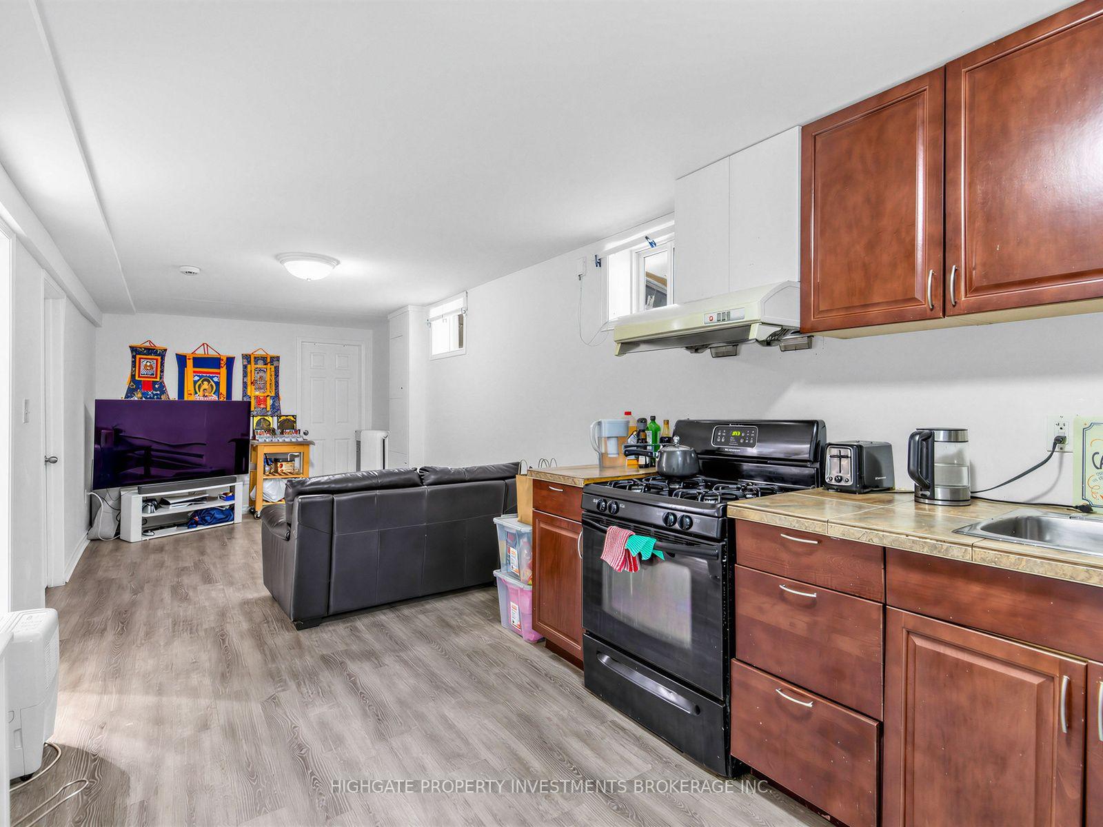Photo 5 of Unit Basement, 210 Gowan Avenue, Toronto, Danforth Village-East York — HOMEH