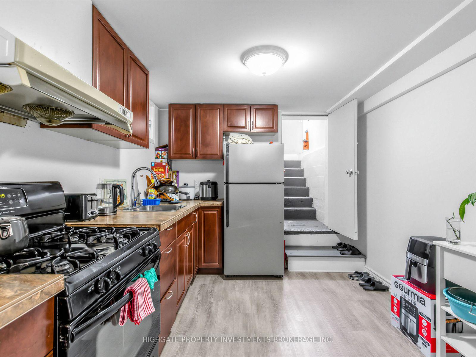 Photo 10 of Unit Basement, 210 Gowan Avenue, Toronto, Danforth Village-East York — HOMEH