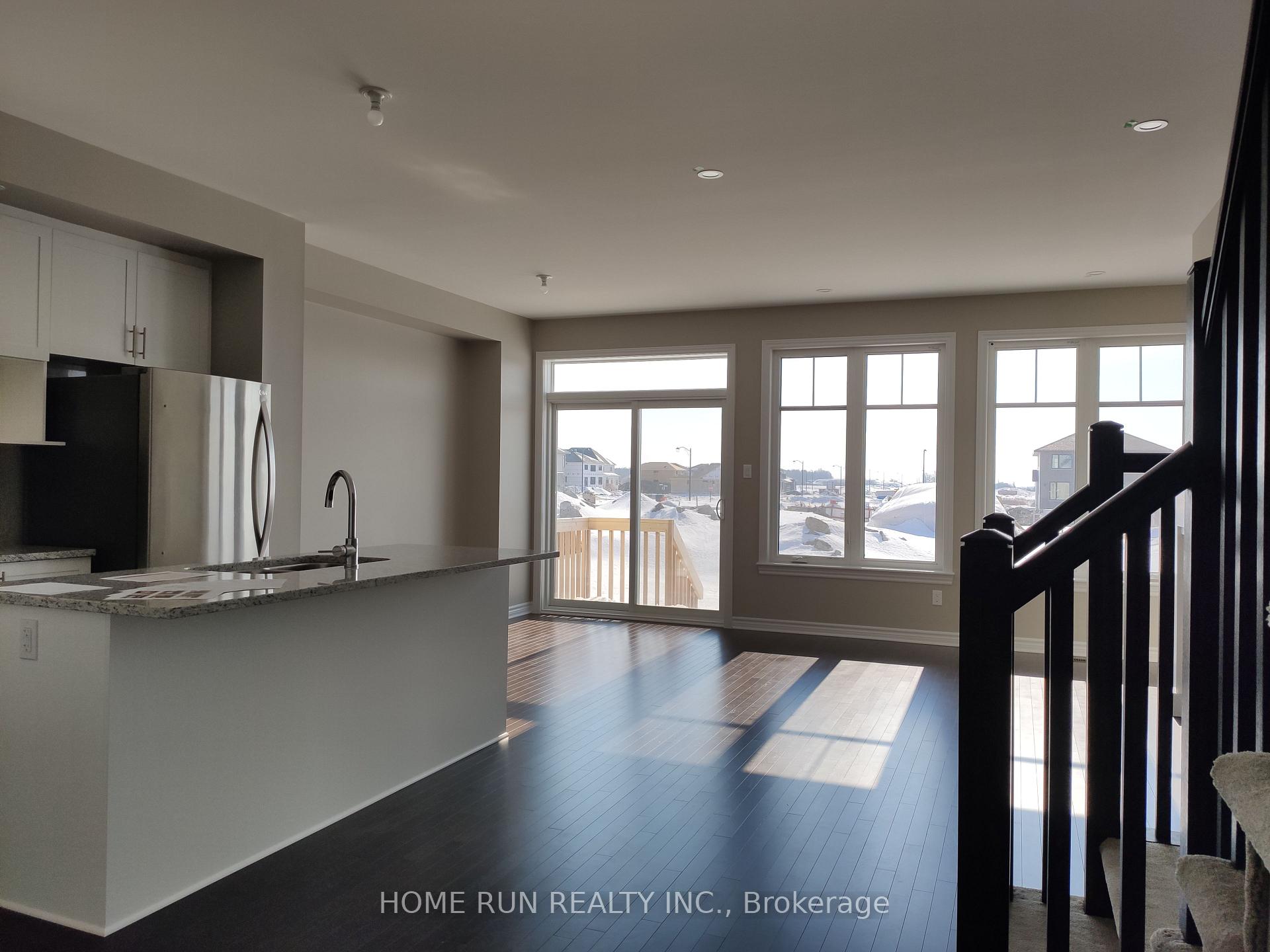 Photo 5 of 818 Clapham Terrace, Ottawa, Stittsville (South) — HOMEH