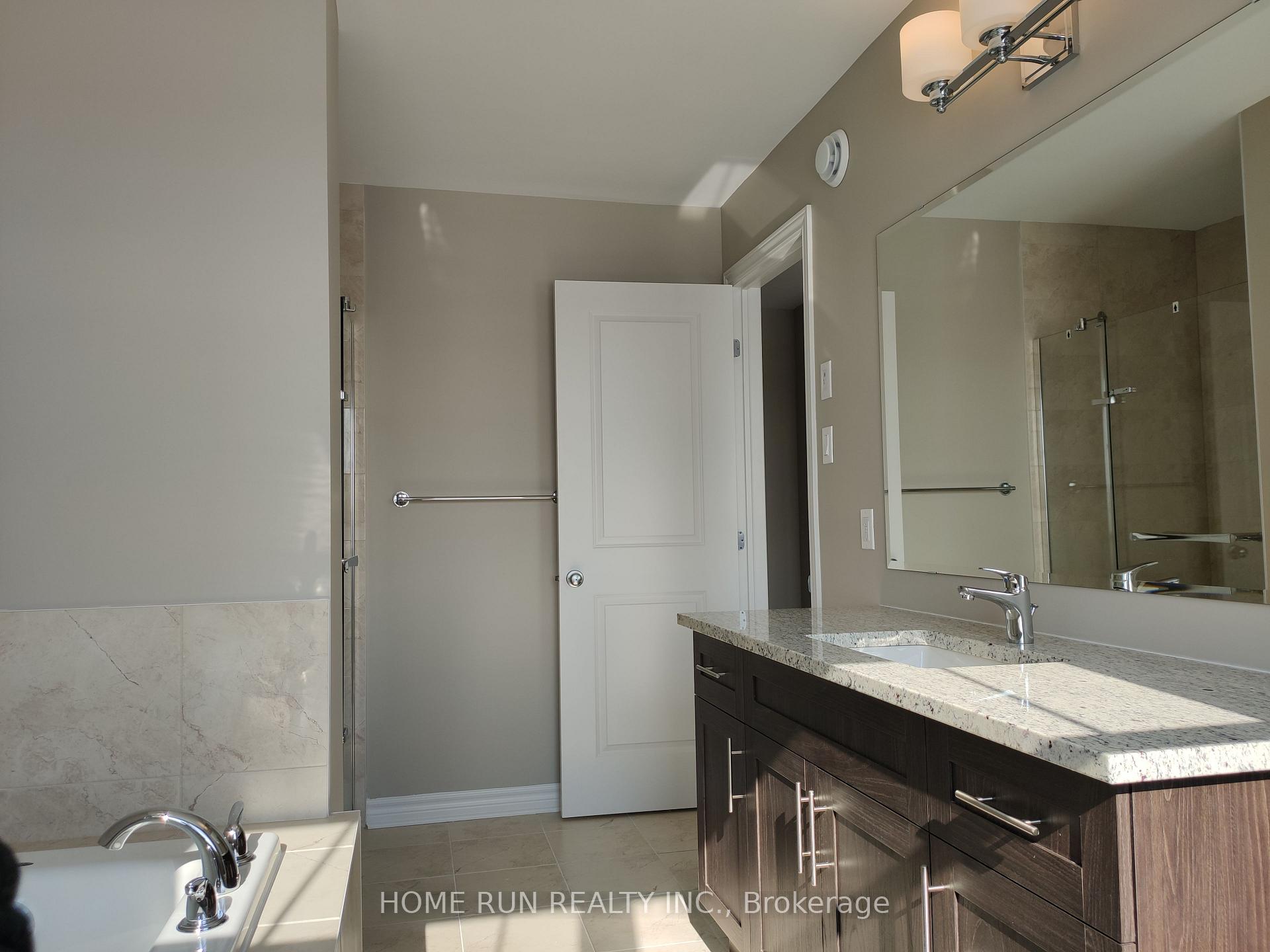 Photo 25 of 818 Clapham Terrace, Ottawa, Stittsville (South) — HOMEH