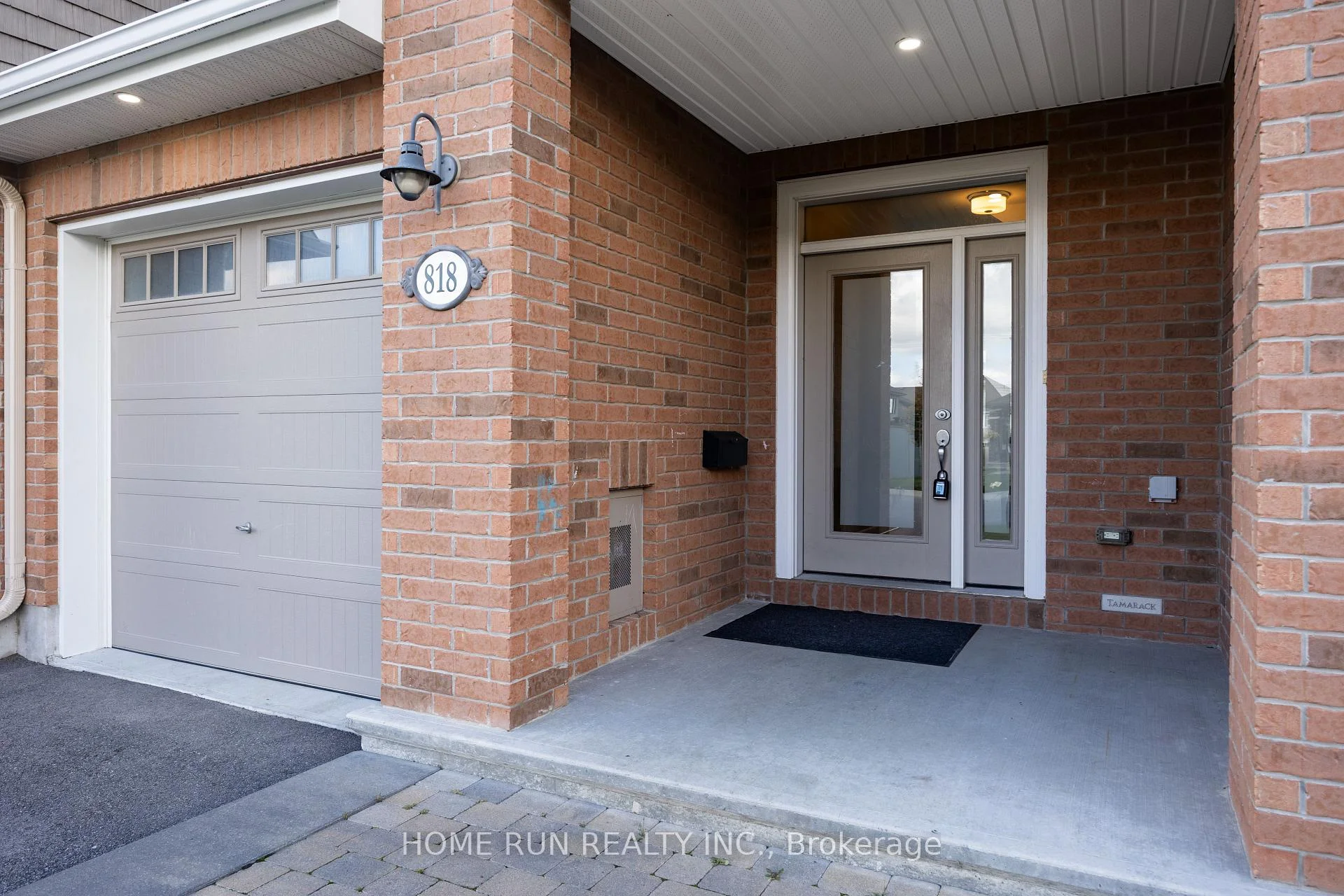 Photo 4 of 818 Clapham Terrace, Ottawa, Stittsville (South) — HOMEH