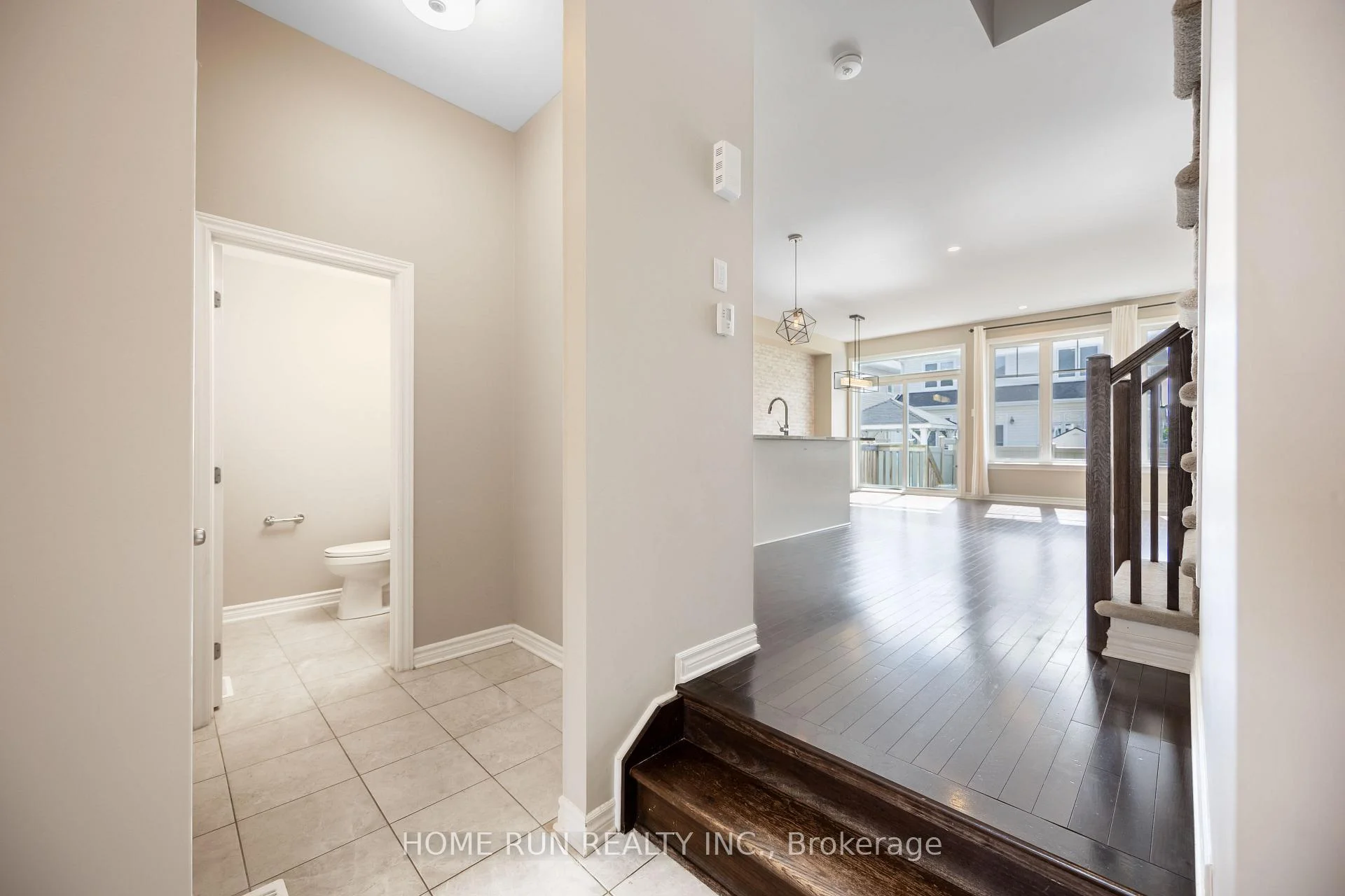 Photo 6 of 818 Clapham Terrace, Ottawa, Stittsville (South) — HOMEH
