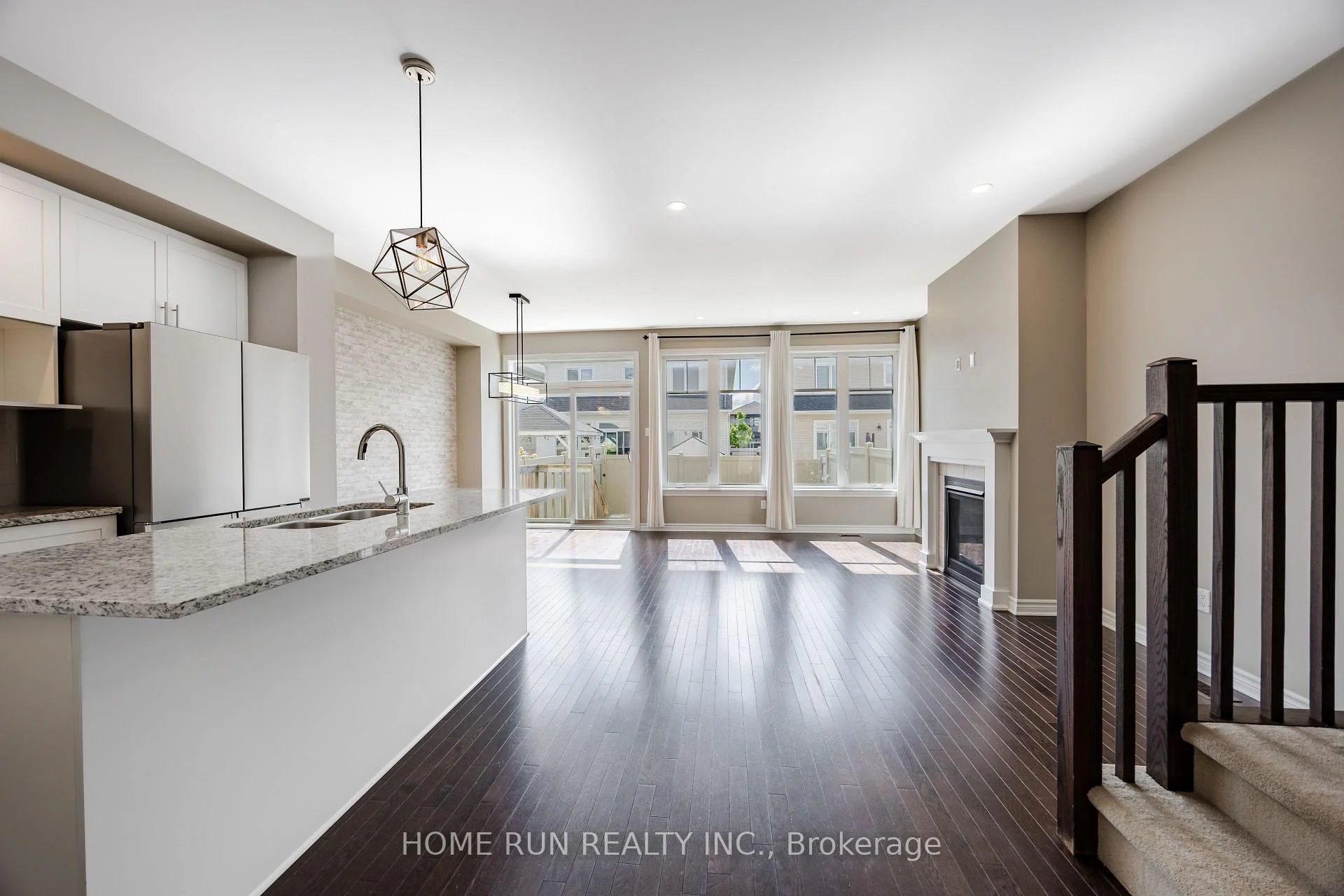 Photo 10 of 818 Clapham Terrace, Ottawa, Stittsville (South) — HOMEH