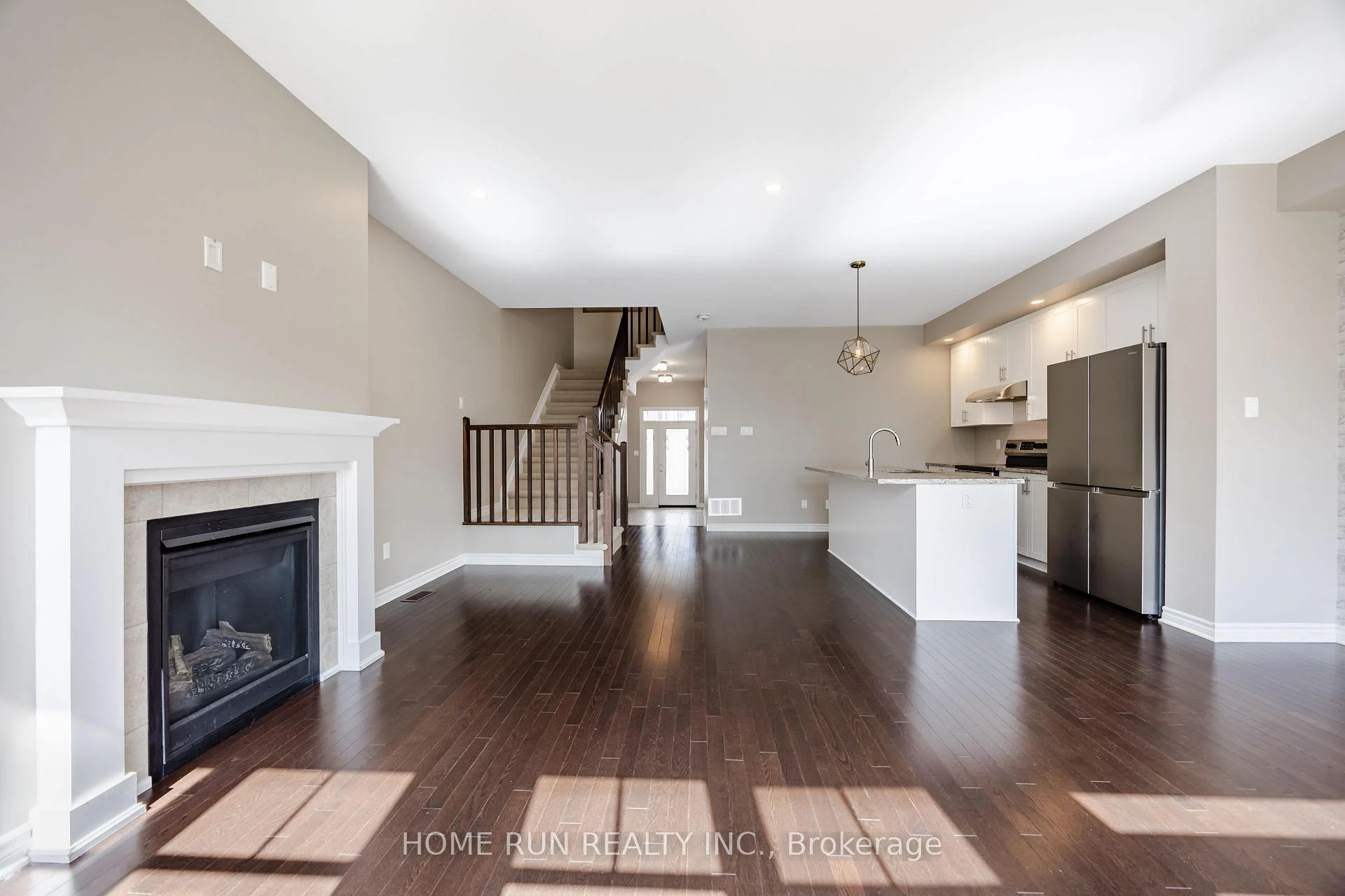 Photo 20 of 818 Clapham Terrace, Ottawa, Stittsville (South) — HOMEH