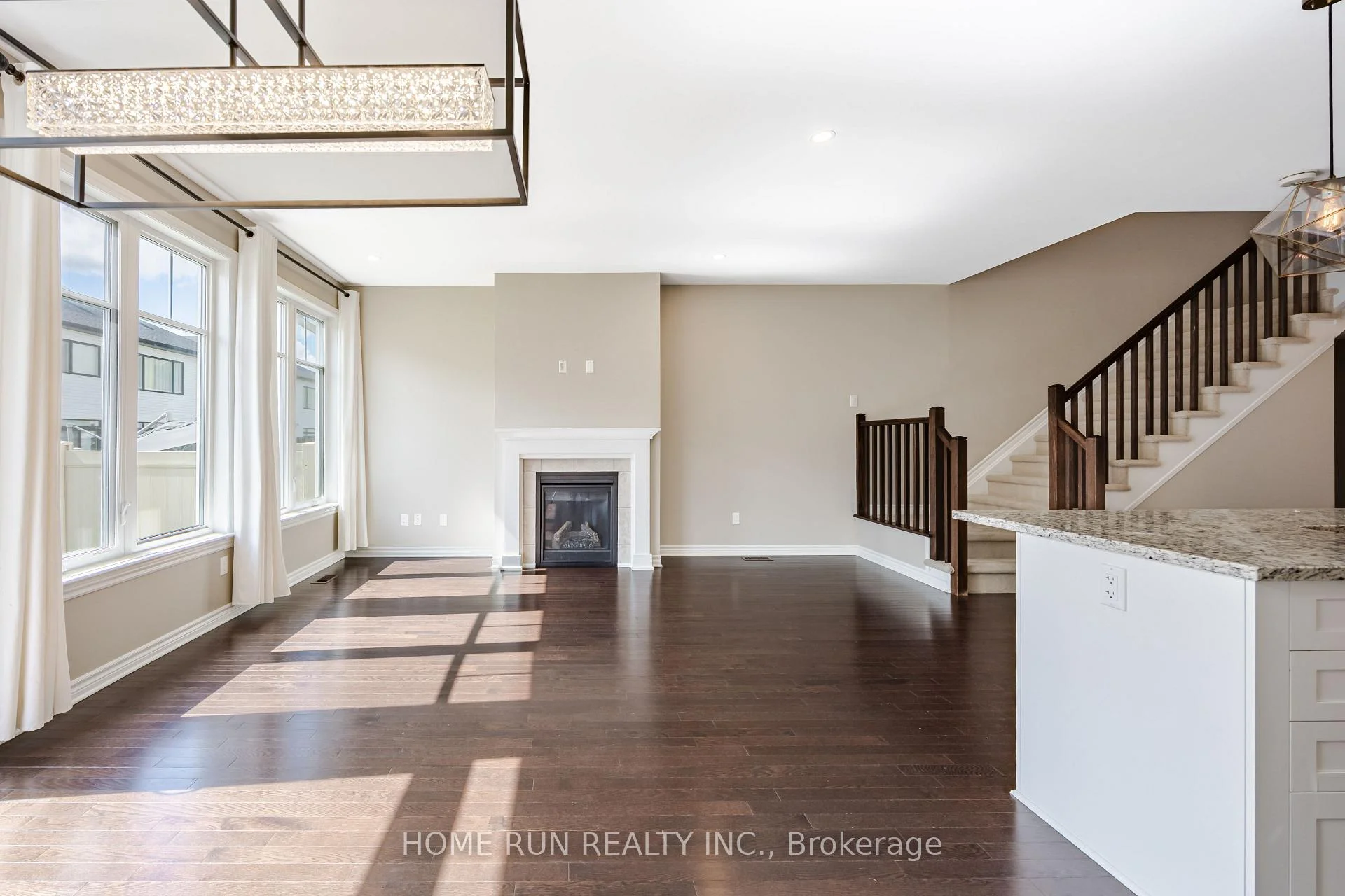 Photo 24 of 818 Clapham Terrace, Ottawa, Stittsville (South) — HOMEH