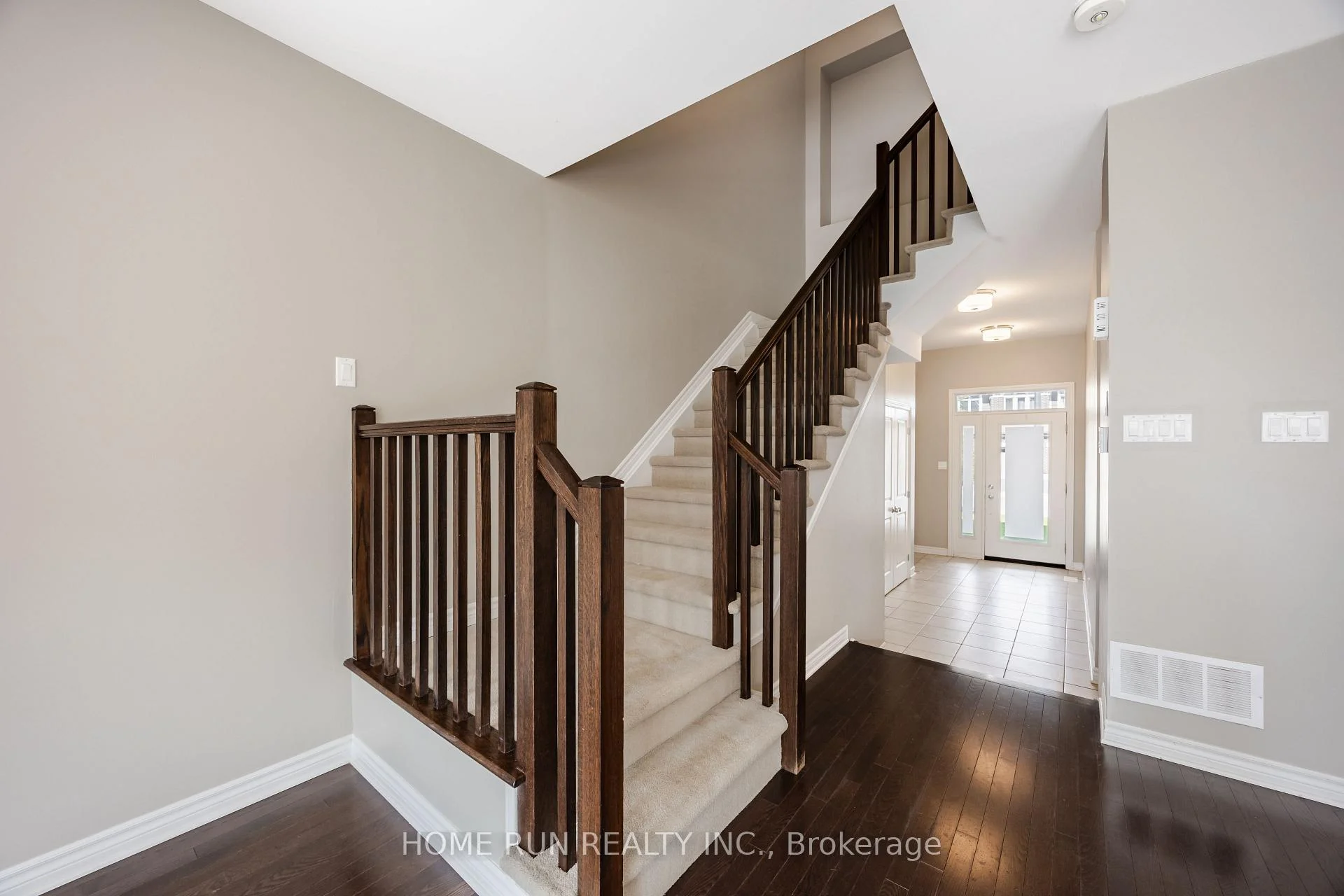 Photo 36 of 818 Clapham Terrace, Ottawa, Stittsville (South) — HOMEH