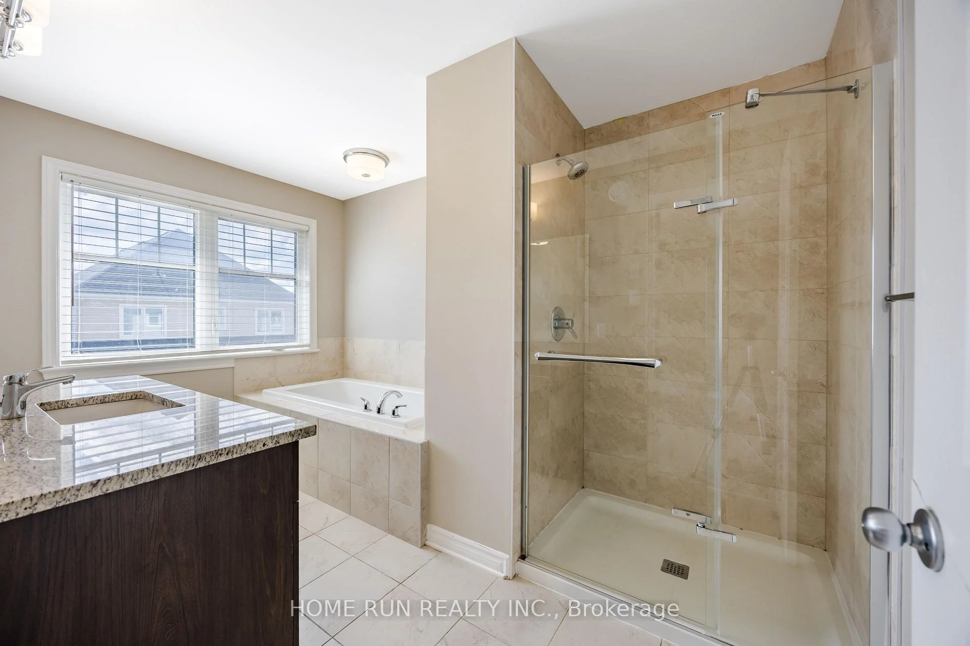 Photo 42 of 818 Clapham Terrace, Ottawa, Stittsville (South) — HOMEH