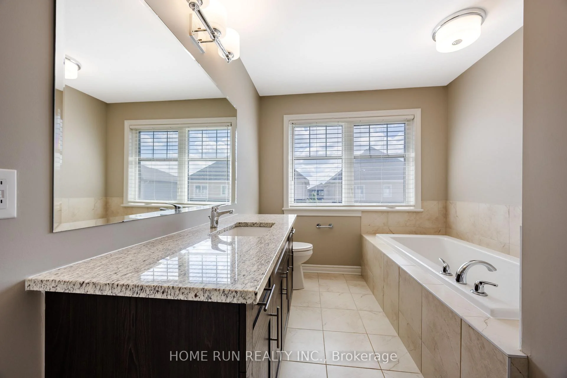 Photo 43 of 818 Clapham Terrace, Ottawa, Stittsville (South) — HOMEH
