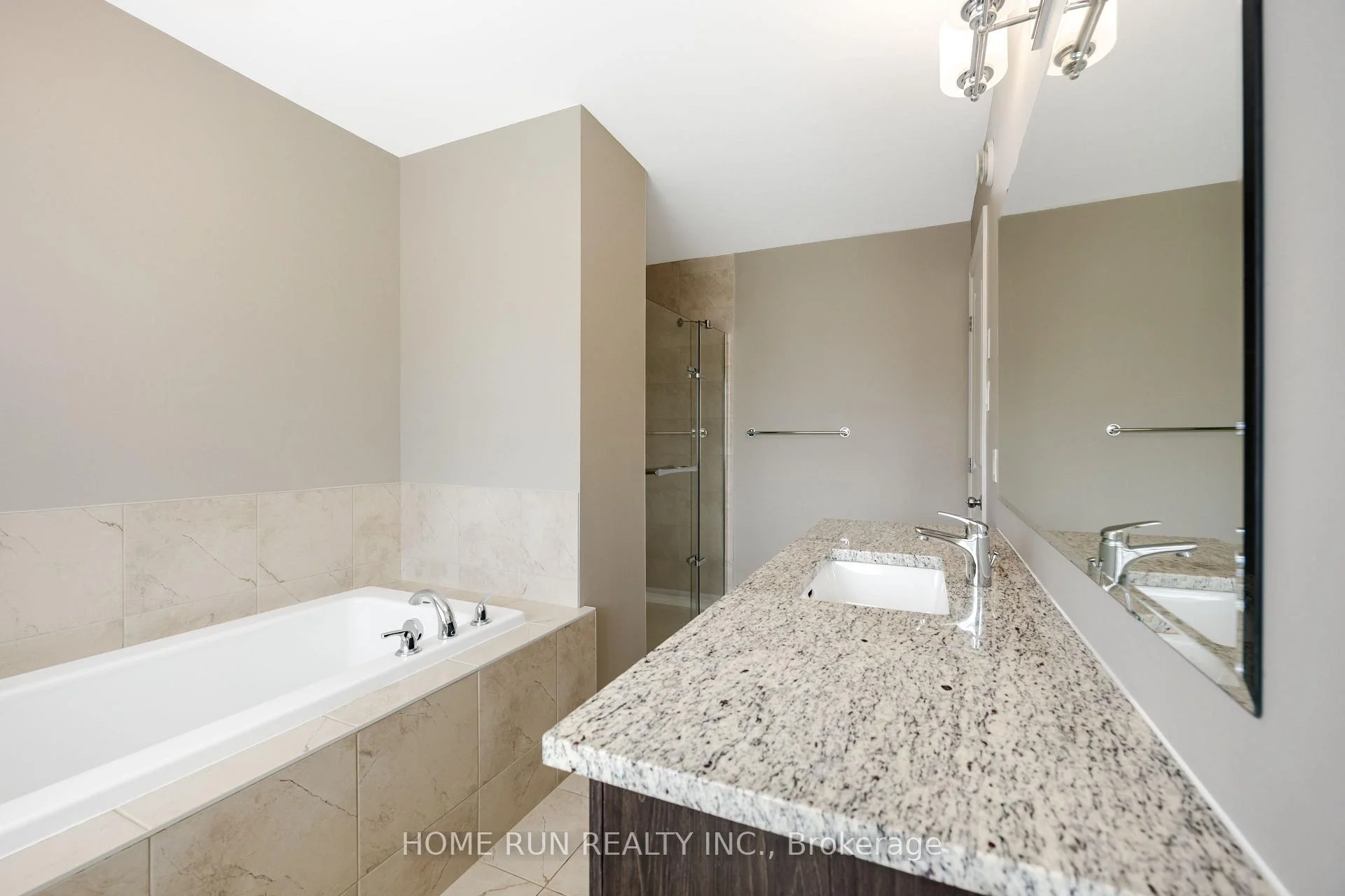 Photo 44 of 818 Clapham Terrace, Ottawa, Stittsville (South) — HOMEH