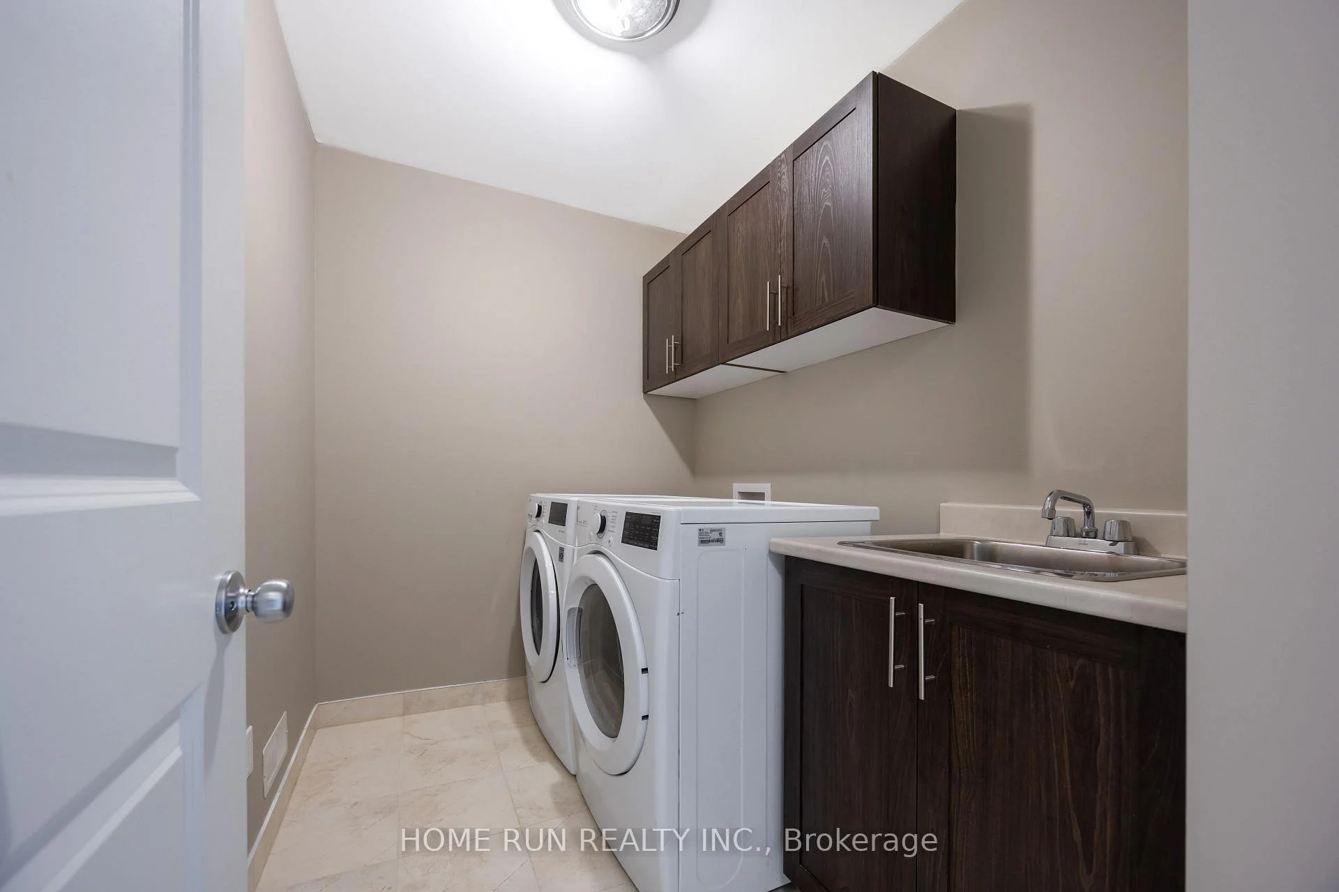 Photo 54 of 818 Clapham Terrace, Ottawa, Stittsville (South) — HOMEH