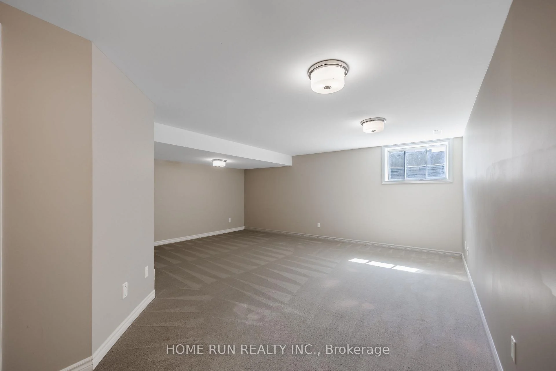 Photo 55 of 818 Clapham Terrace, Ottawa, Stittsville (South) — HOMEH