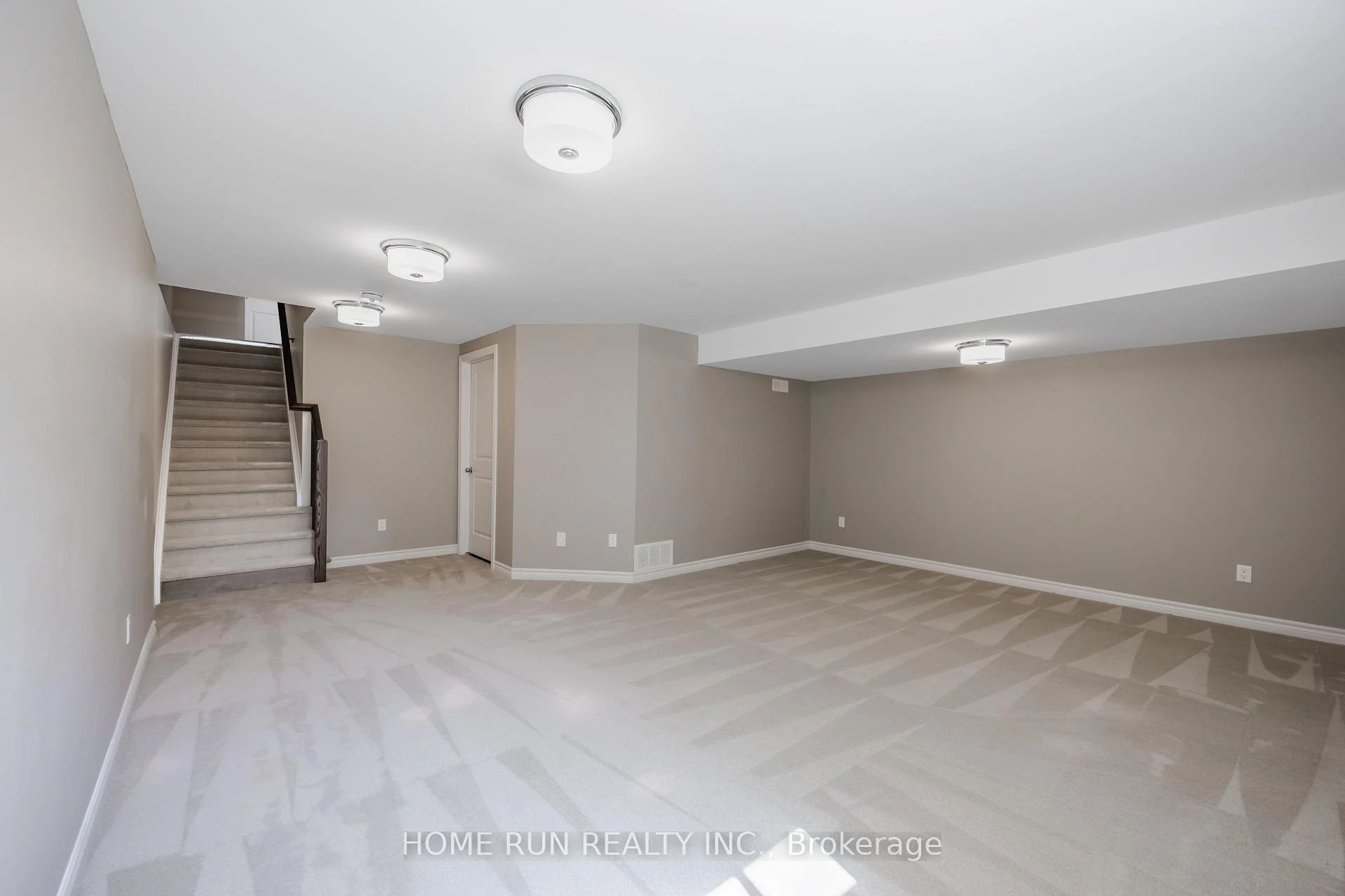 Photo 56 of 818 Clapham Terrace, Ottawa, Stittsville (South) — HOMEH