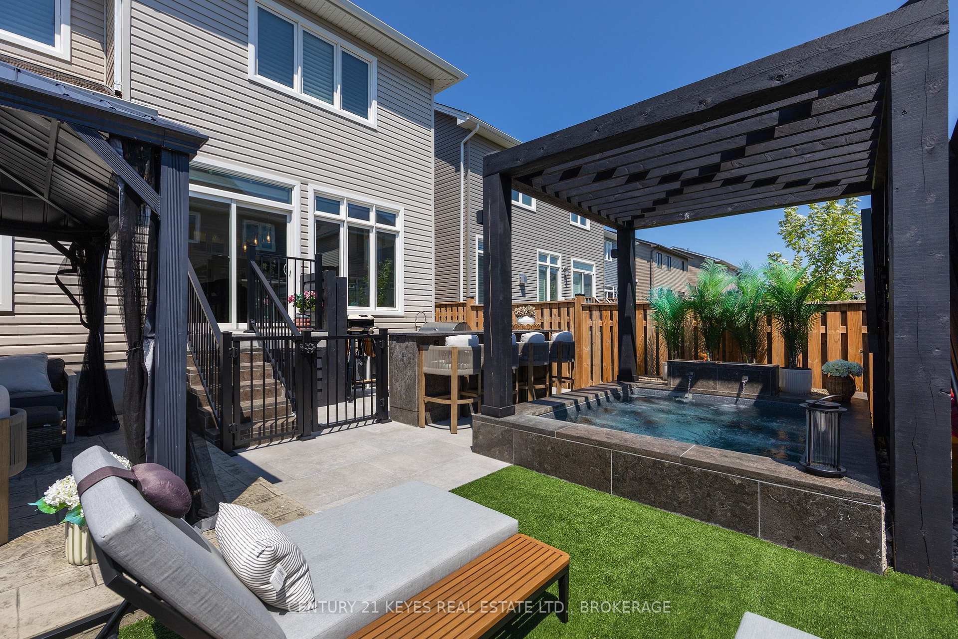 Photo 11 of 765 Riverview Way, Kingston, Kingston East (Incl Barret Crt) — HOMEH