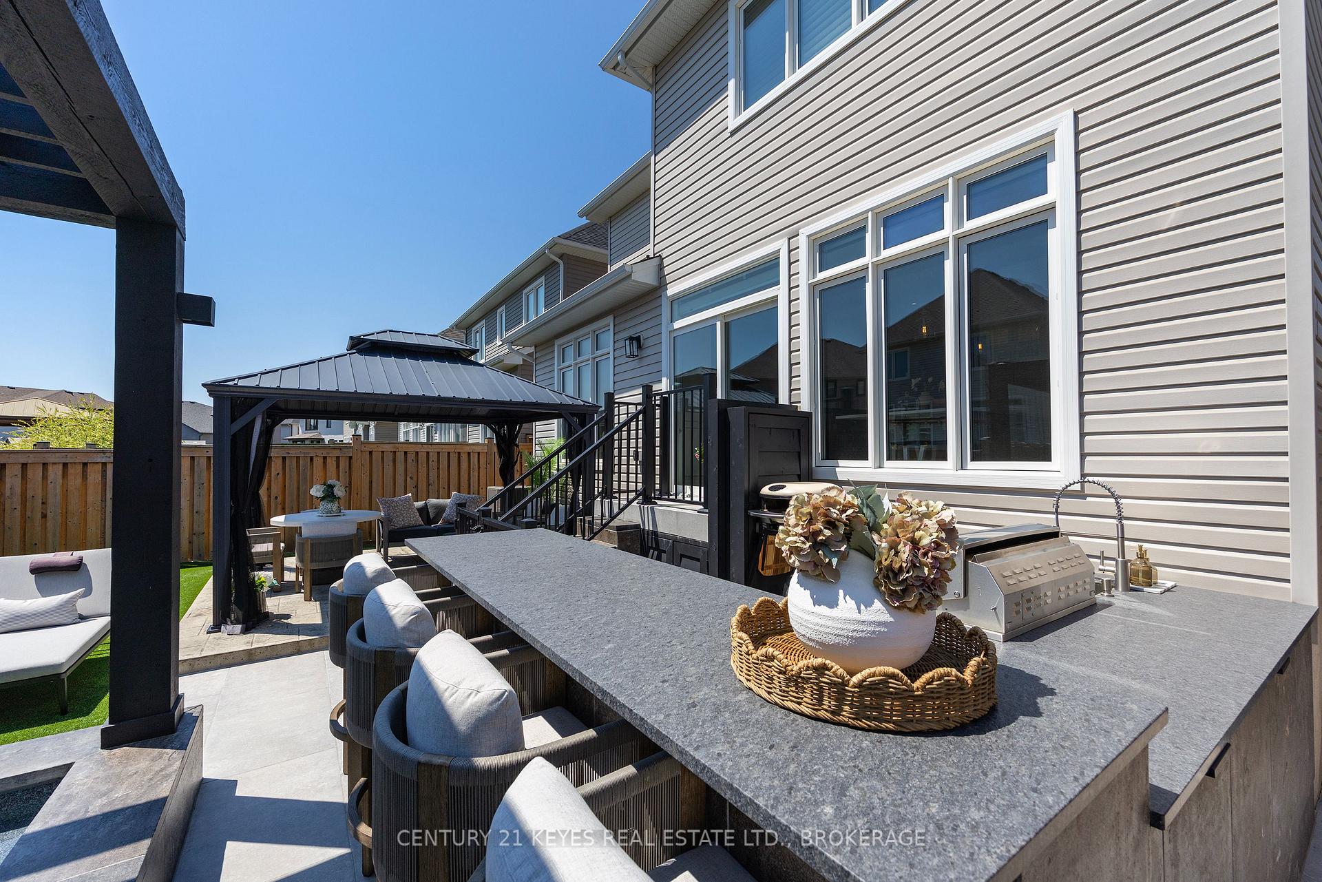 Photo 14 of 765 Riverview Way, Kingston, Kingston East (Incl Barret Crt) — HOMEH