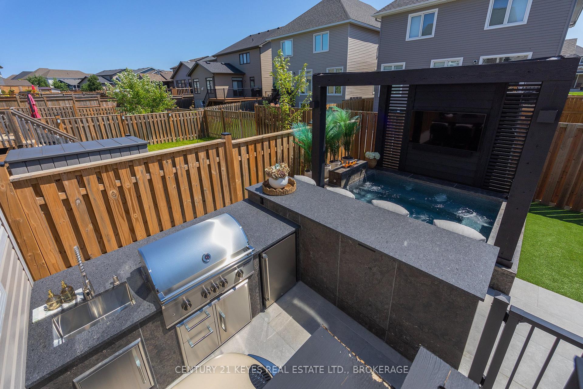 Photo 17 of 765 Riverview Way, Kingston, Kingston East (Incl Barret Crt) — HOMEH