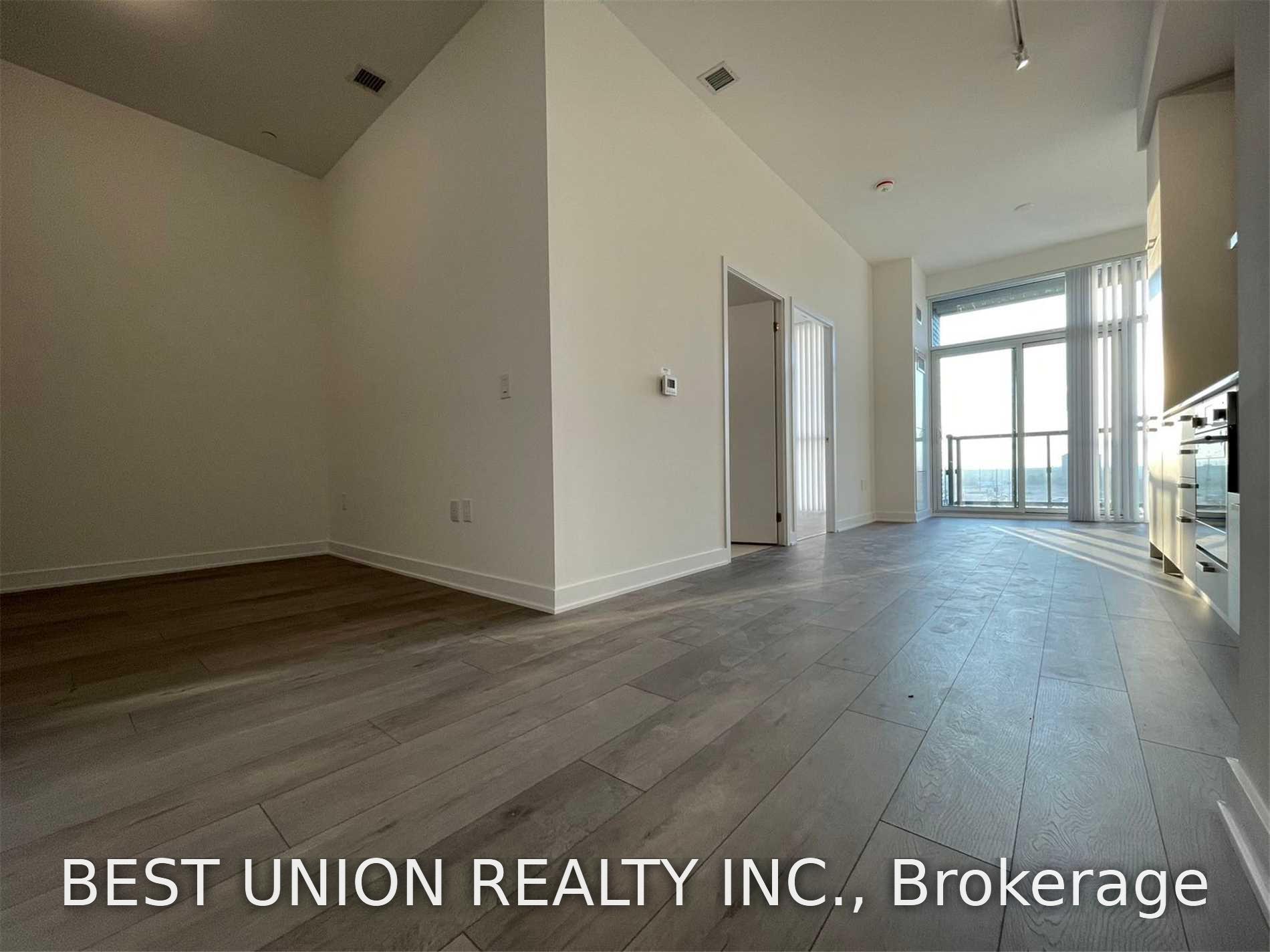 Photo 7 of Unit 310, 10 Honeycrisp Crescent, Vaughan, Vaughan Corporate Centre — HOMEH