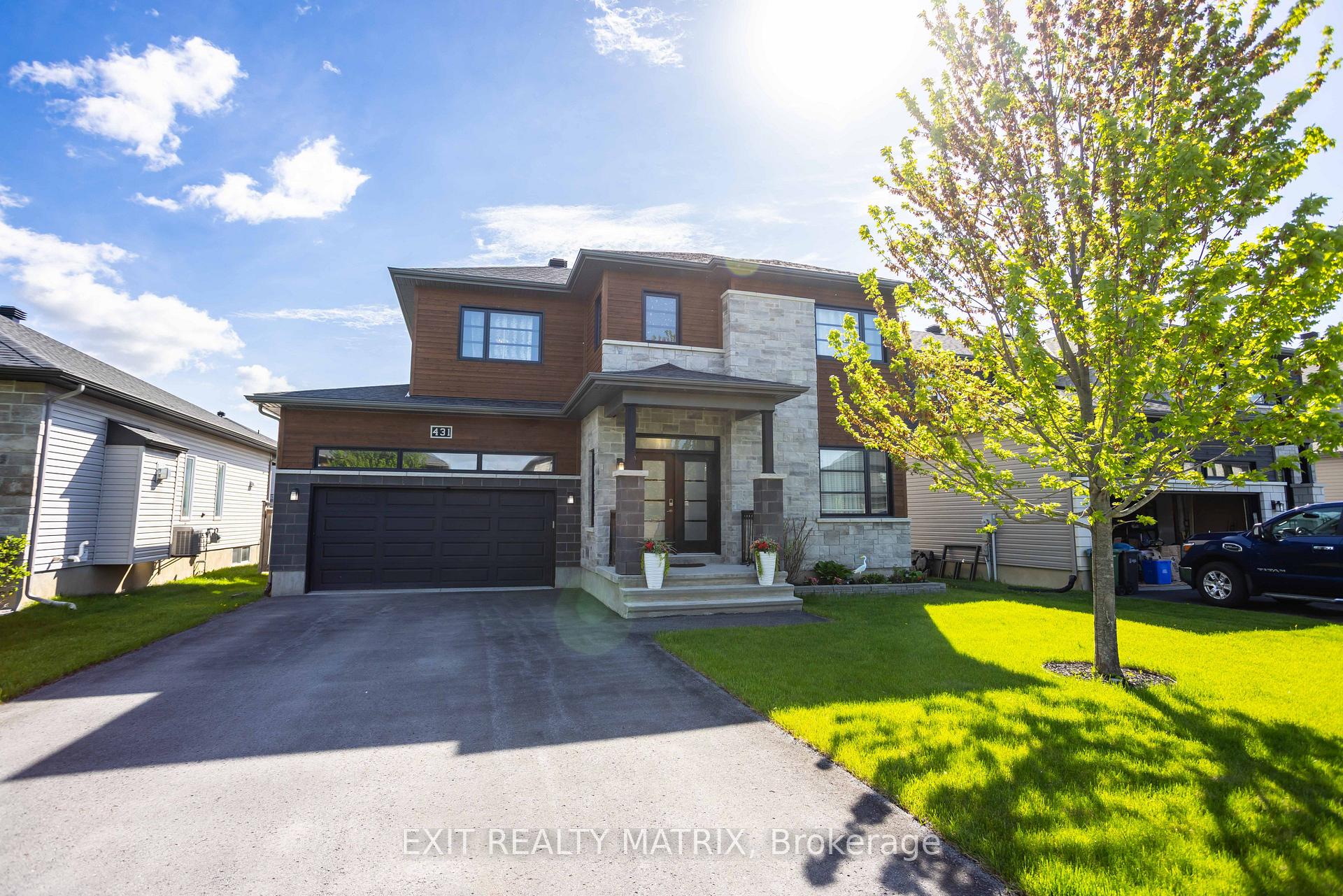 Photo of 431 Provence Avenue