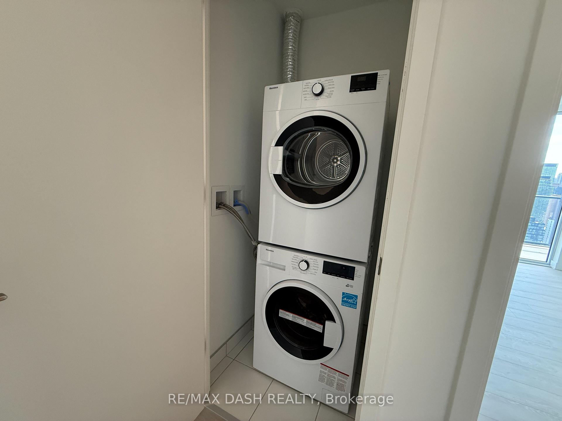 Photo 11 of Unit 3209, 634 Church Street, Toronto, Church-Yonge Corridor — HOMEH