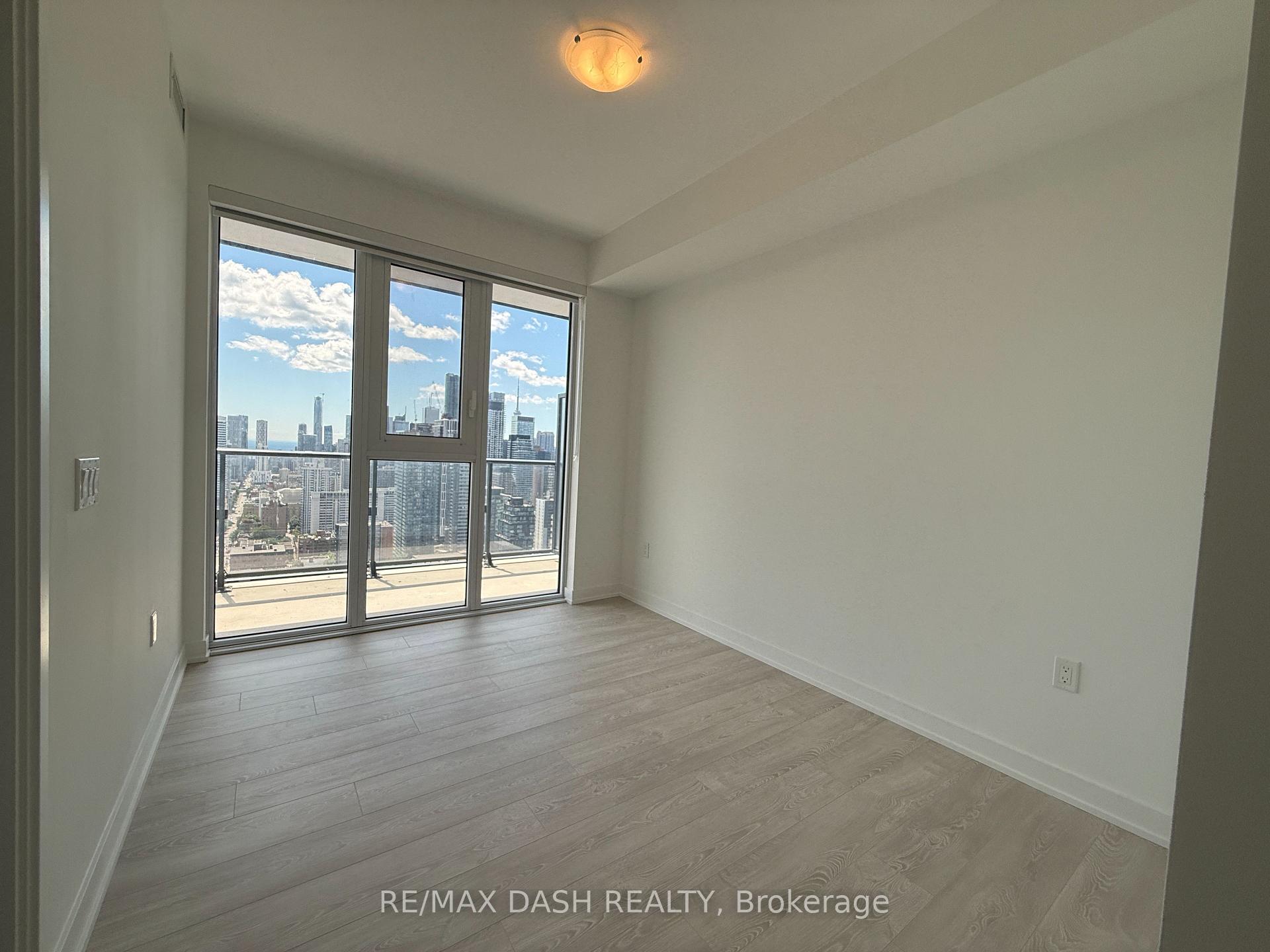 Photo 12 of Unit 3209, 634 Church Street, Toronto, Church-Yonge Corridor — HOMEH