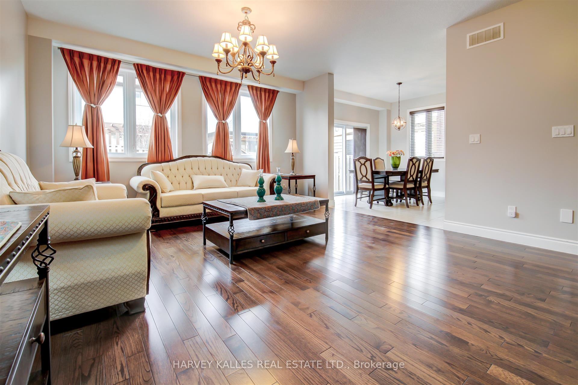 Photo 6 of 106 Eden Oak Trail, Kitchener, Idlewood/Lackner Woods — HOMEH