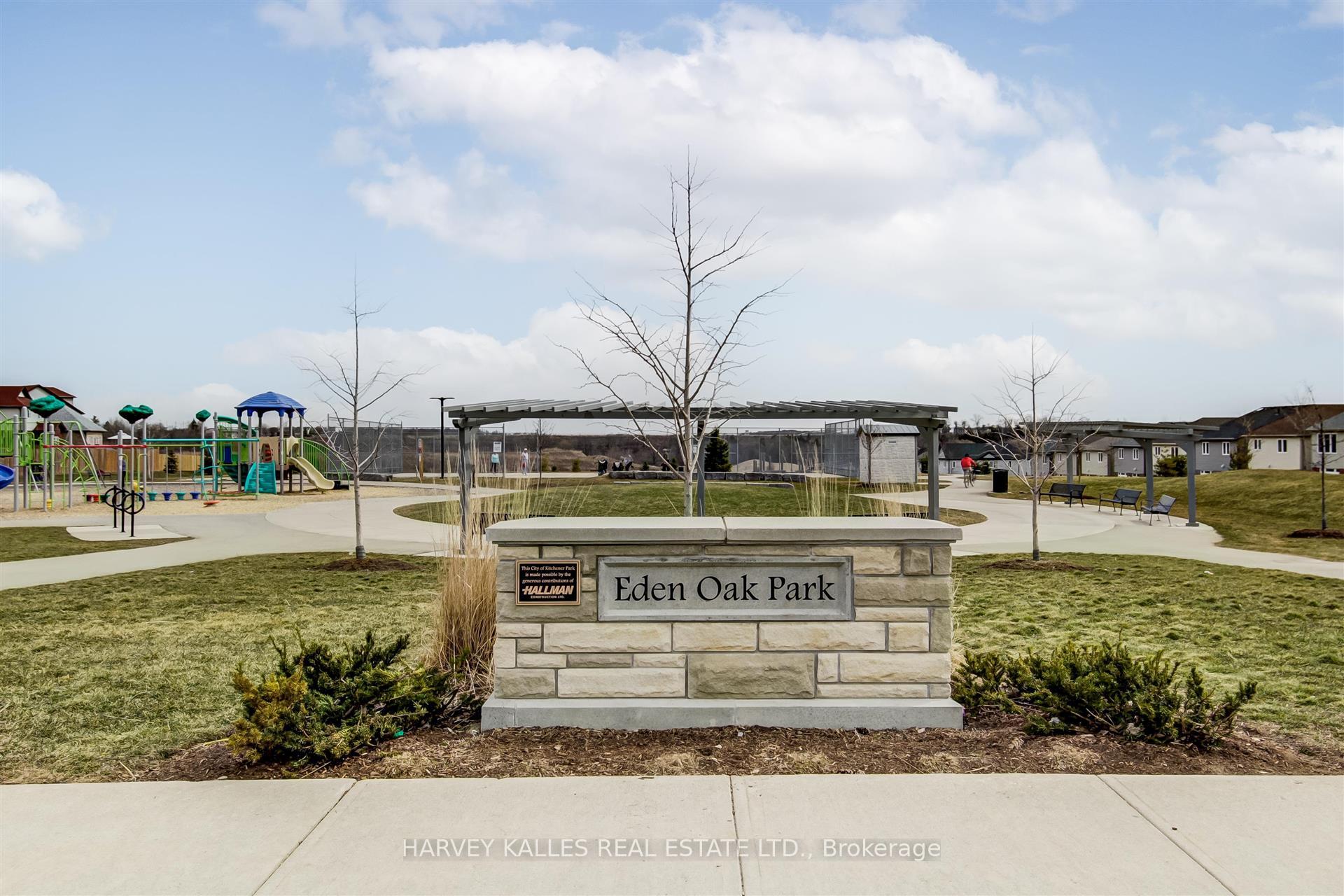 Photo 29 of 106 Eden Oak Trail, Kitchener, Idlewood/Lackner Woods — HOMEH