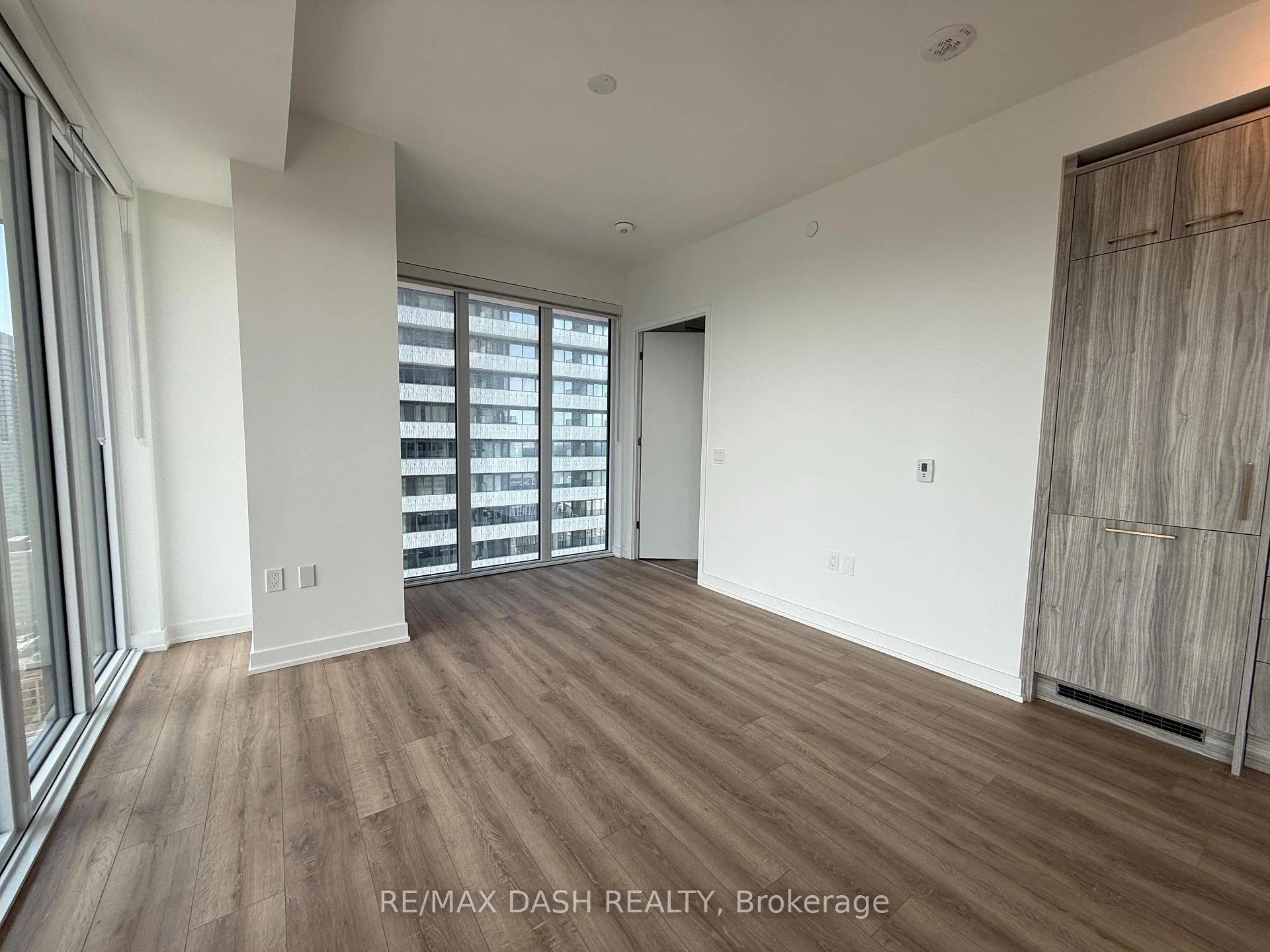 Photo 19 of Unit 4701, 634 Church Street, Toronto, Church-Yonge Corridor — HOMEH