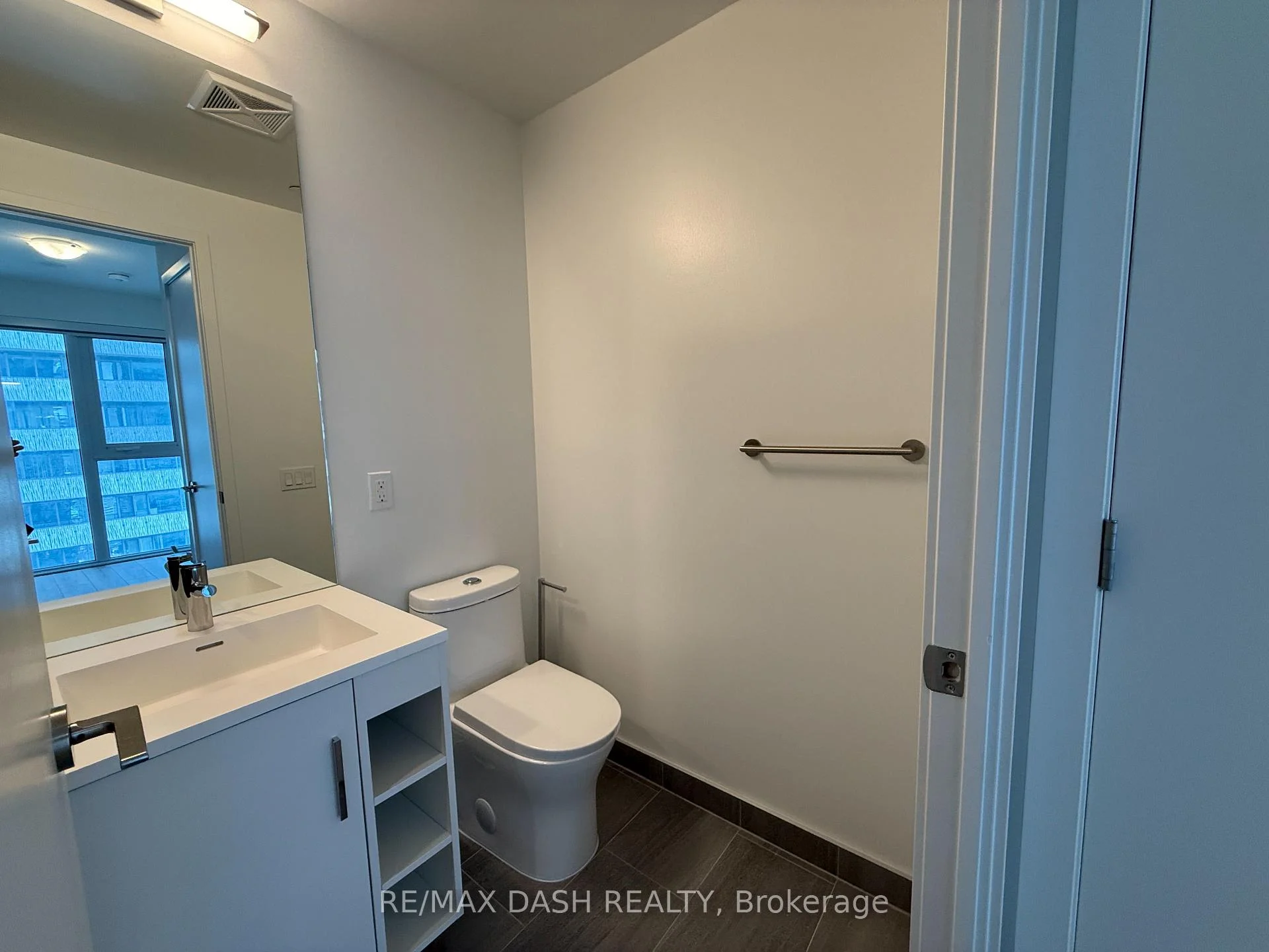 Photo 23 of Unit 4701, 634 Church Street, Toronto, Church-Yonge Corridor — HOMEH