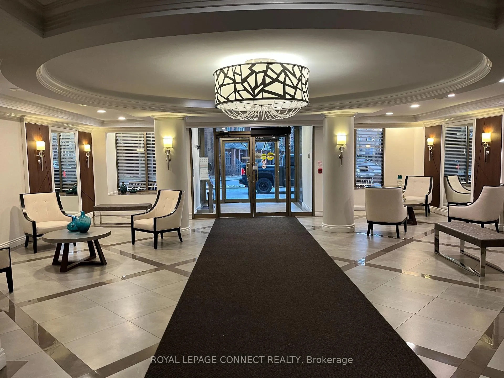 Photo 6 of Unit 1702, 1000 The Esplanade N, Pickering, Town Centre — HOMEH
