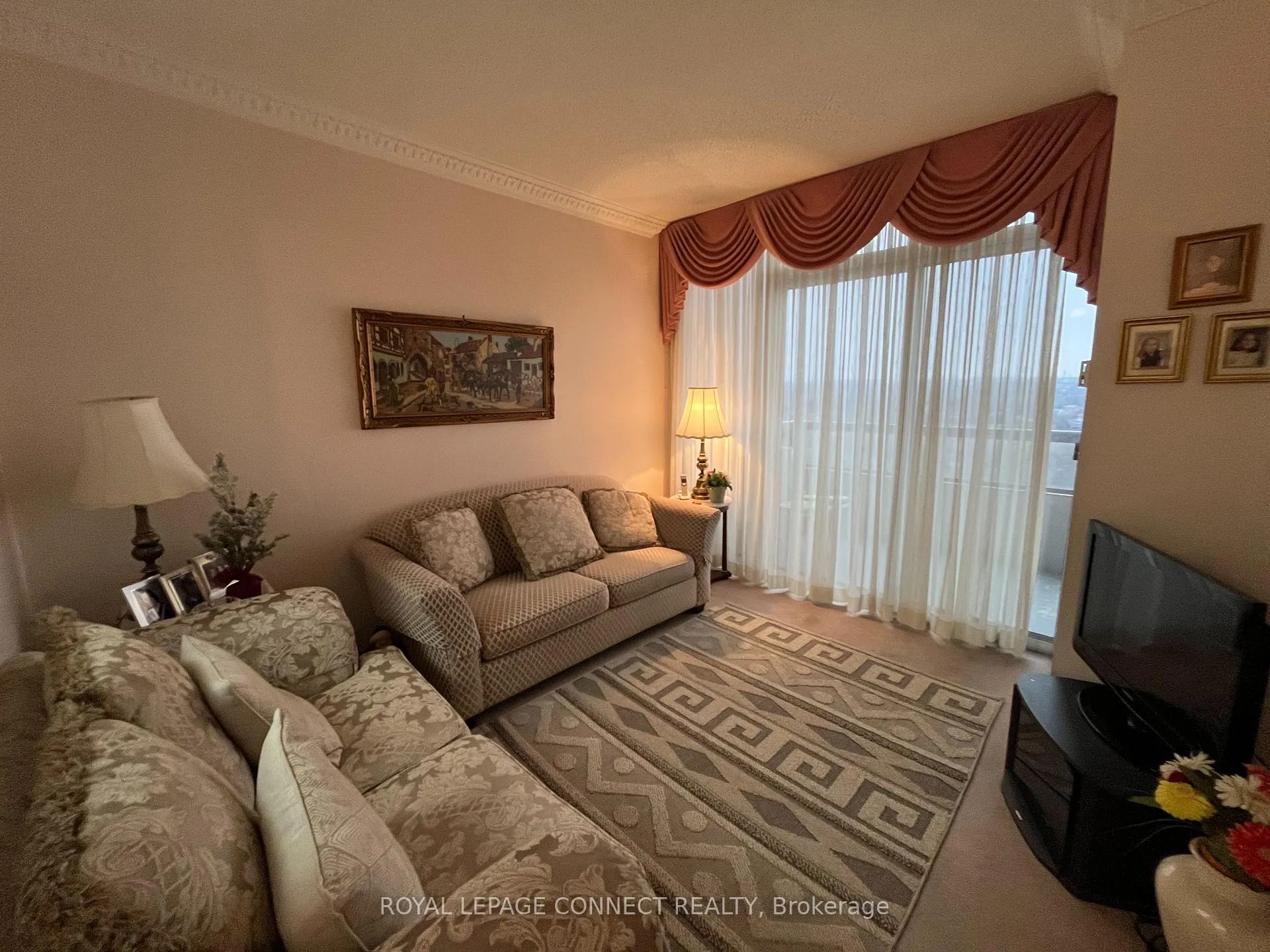 Photo 17 of Unit 1702, 1000 The Esplanade N, Pickering, Town Centre — HOMEH