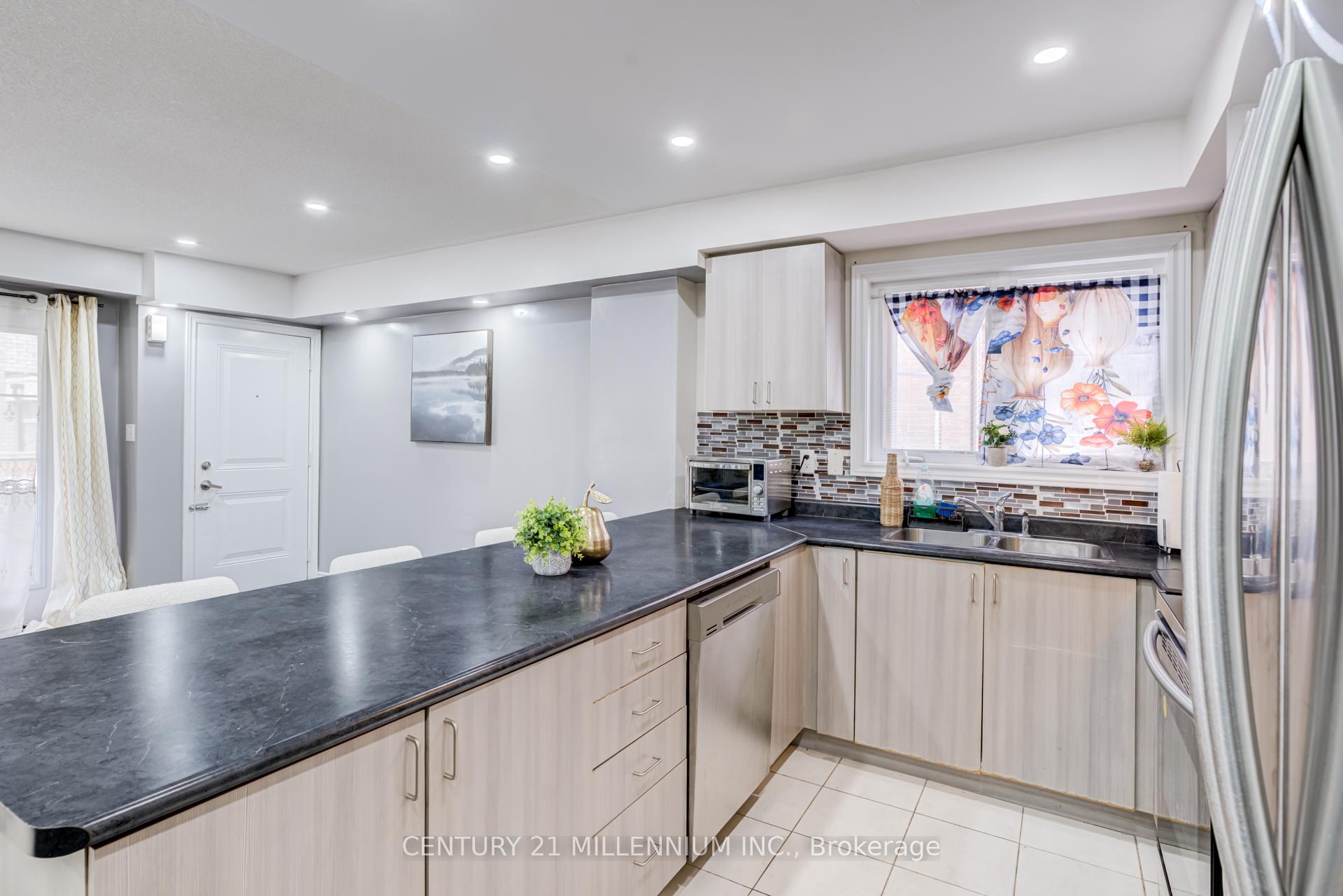 Photo 13 of Unit 30, 200 Veterans Drive, Brampton, Northwest Brampton — HOMEH