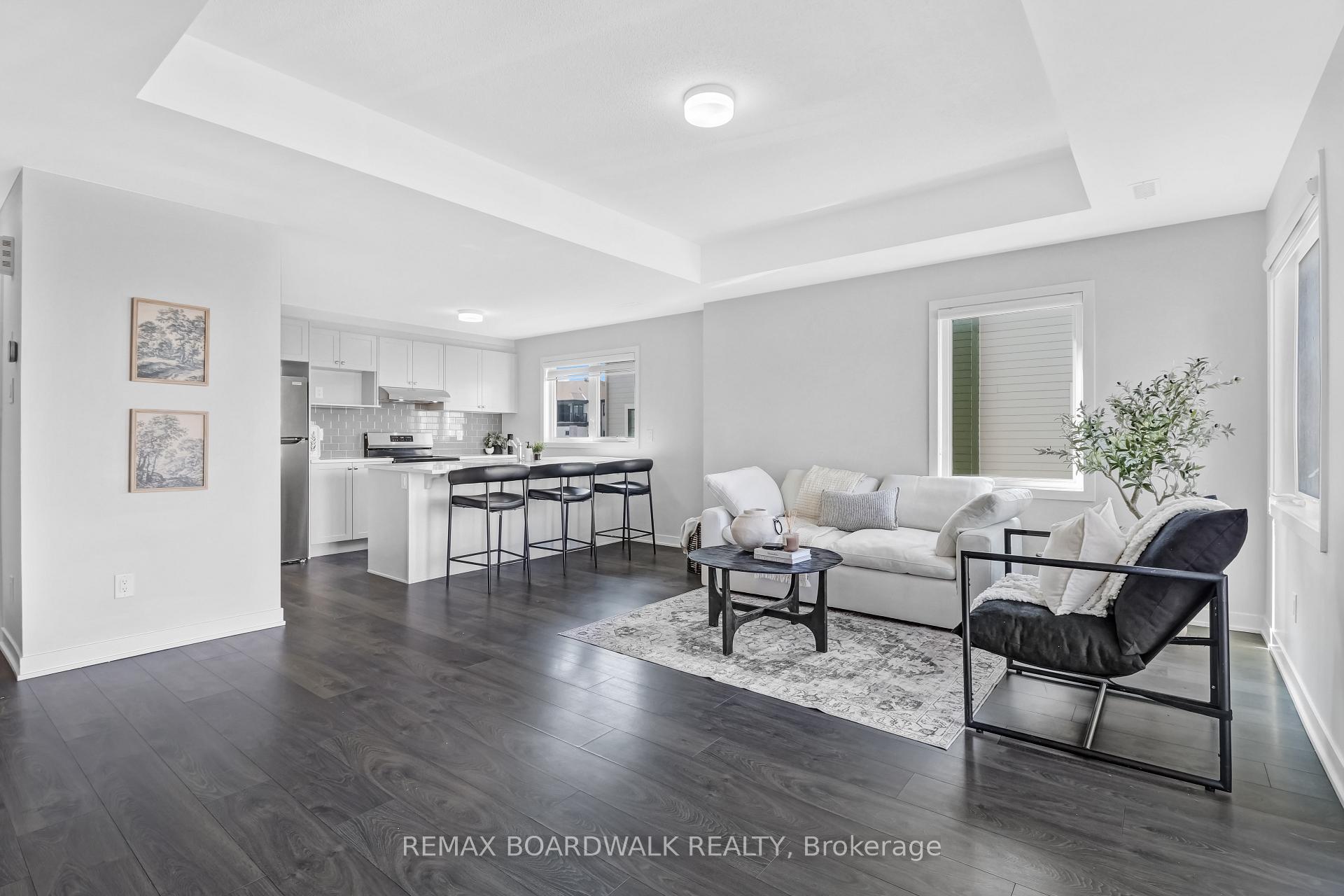Photo 4 of 210 Verulam Street, Ottawa, Barrhaven - Heritage Park — HOMEH