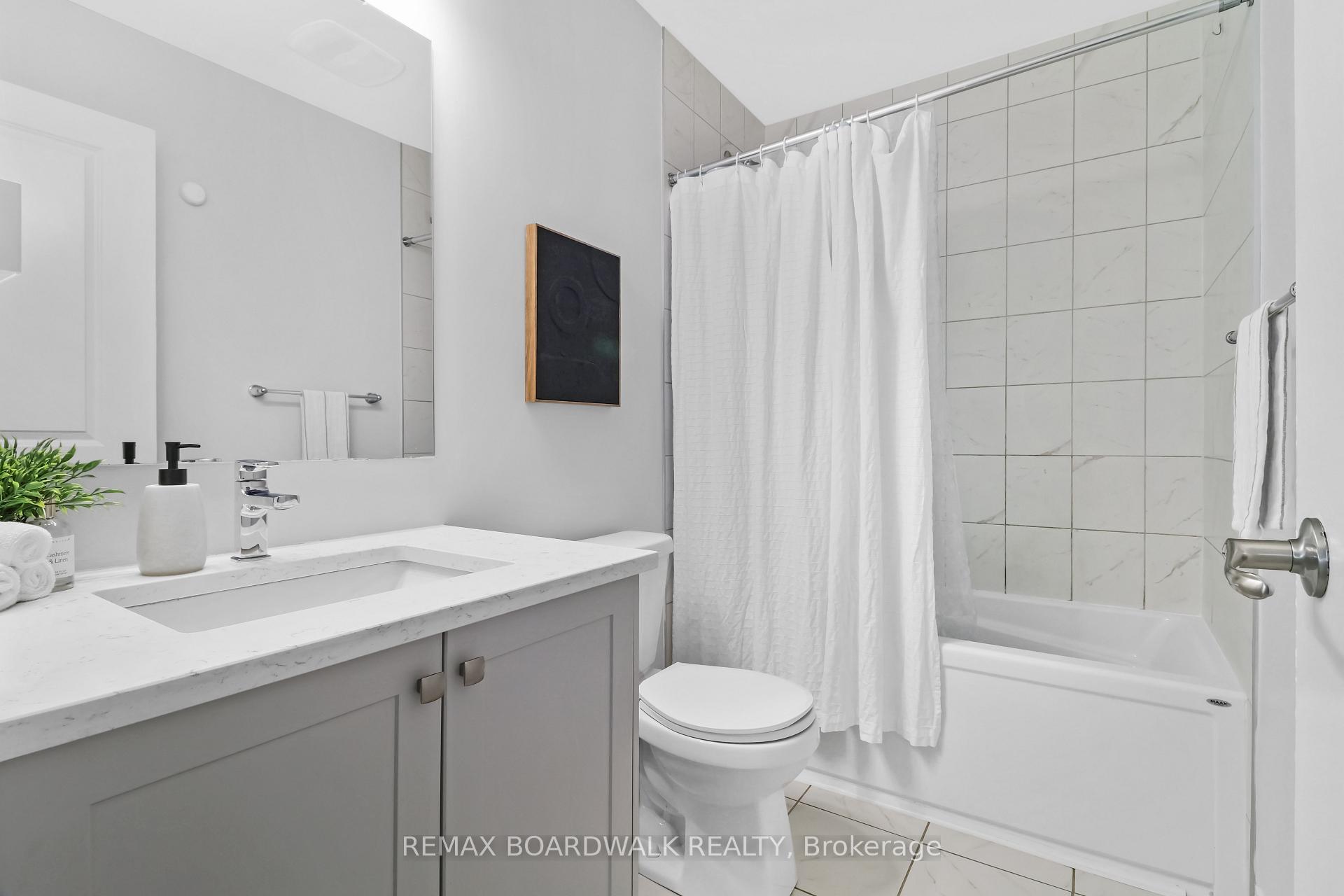 Photo 12 of 210 Verulam Street, Ottawa, Barrhaven - Heritage Park — HOMEH