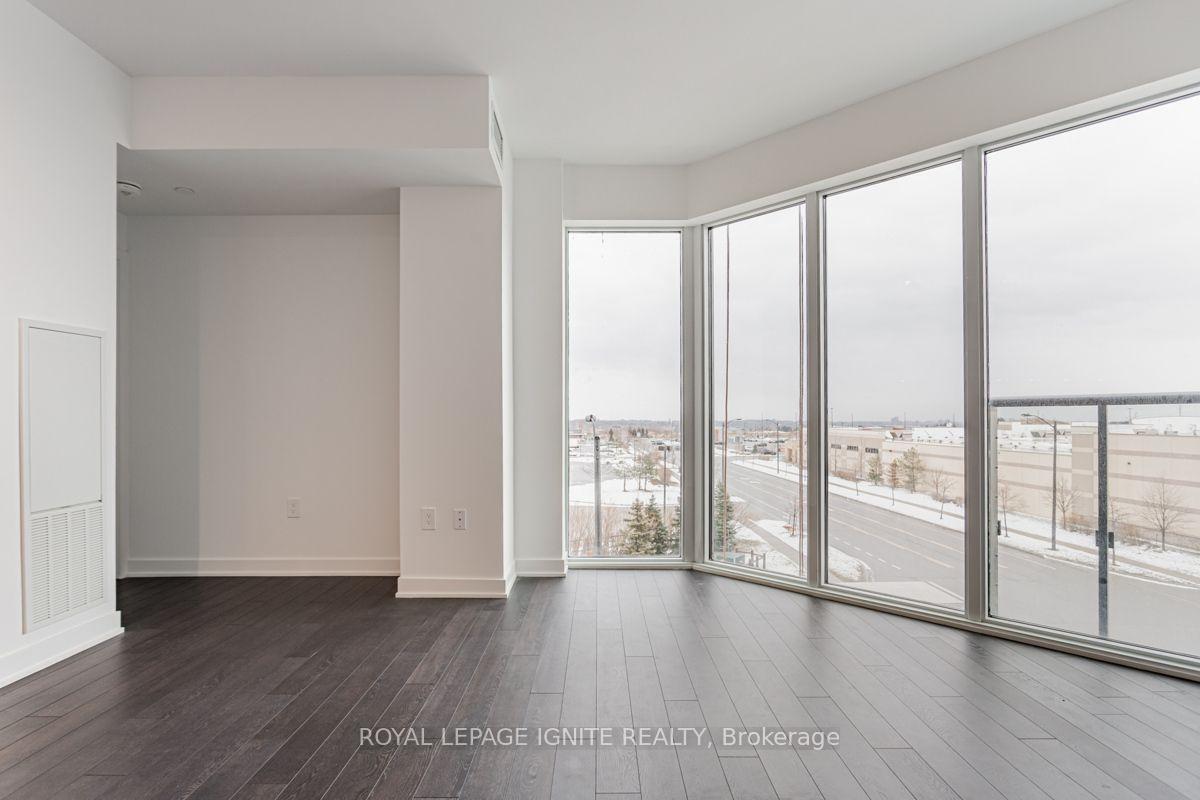 Photo 9 of Unit 305, 100 Eagle Rock Way, Vaughan, Rural Vaughan — HOMEH