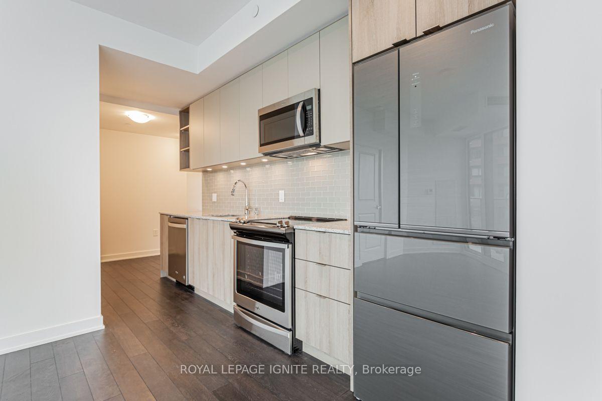 Photo 14 of Unit 305, 100 Eagle Rock Way, Vaughan, Rural Vaughan — HOMEH