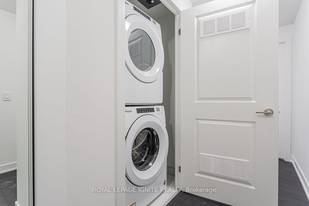 Photo 27 of Unit 305, 100 Eagle Rock Way, Vaughan, Rural Vaughan — HOMEH