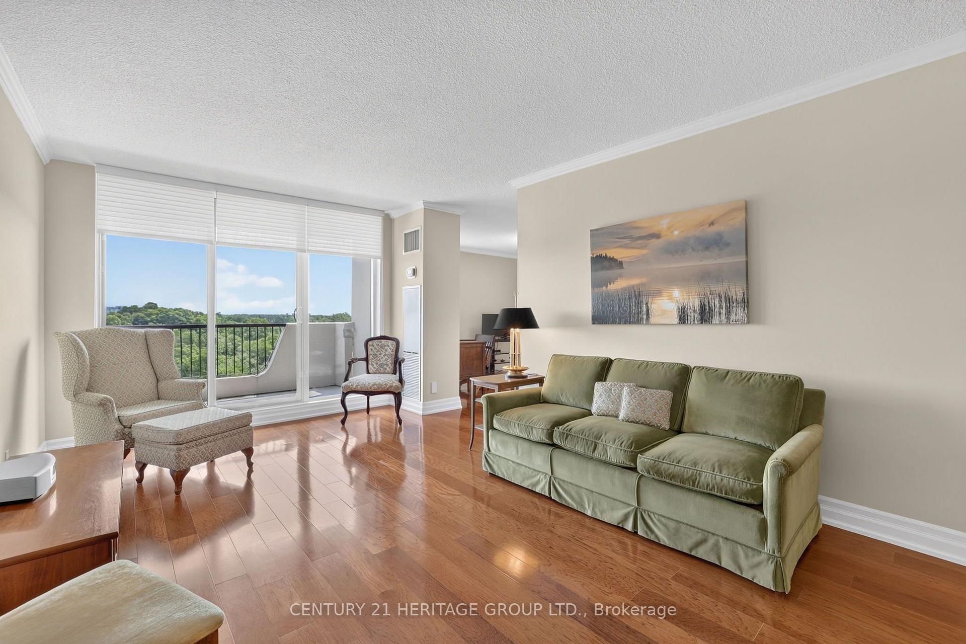 Photo 8 of Unit 603, 7811 Yonge Street, Markham, Thornhill — HOMEH