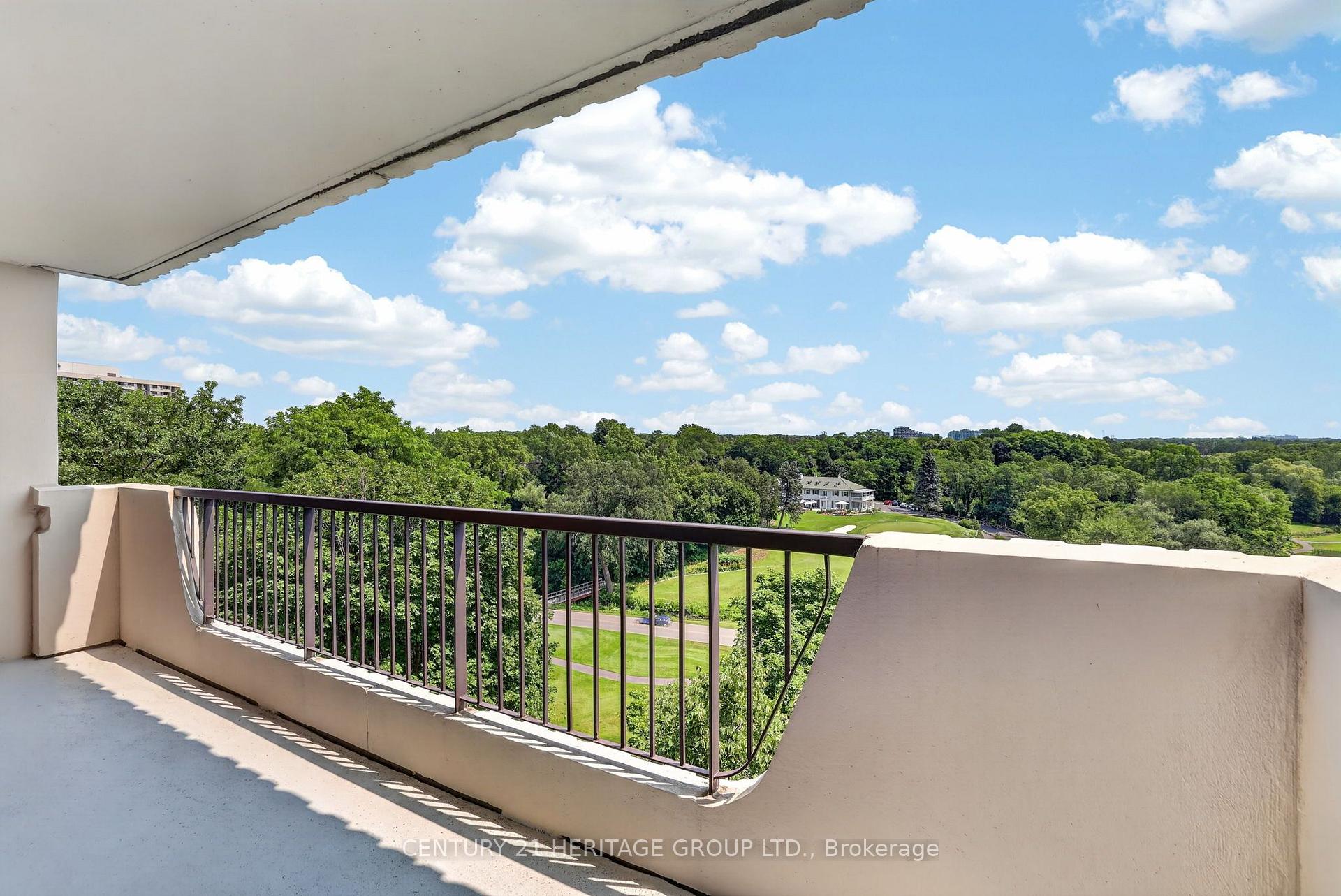 Photo 9 of Unit 603, 7811 Yonge Street, Markham, Thornhill — HOMEH