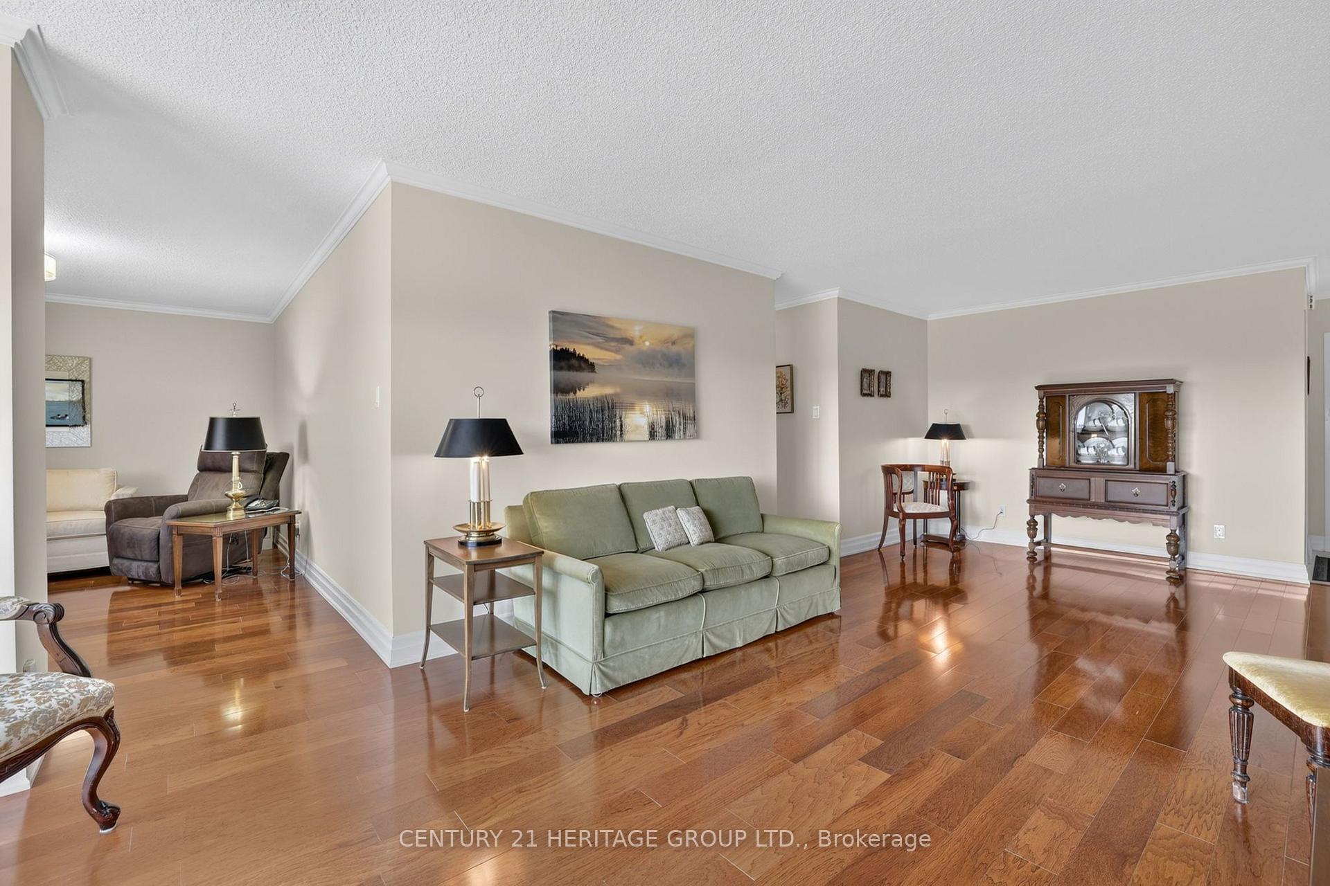 Photo 12 of Unit 603, 7811 Yonge Street, Markham, Thornhill — HOMEH