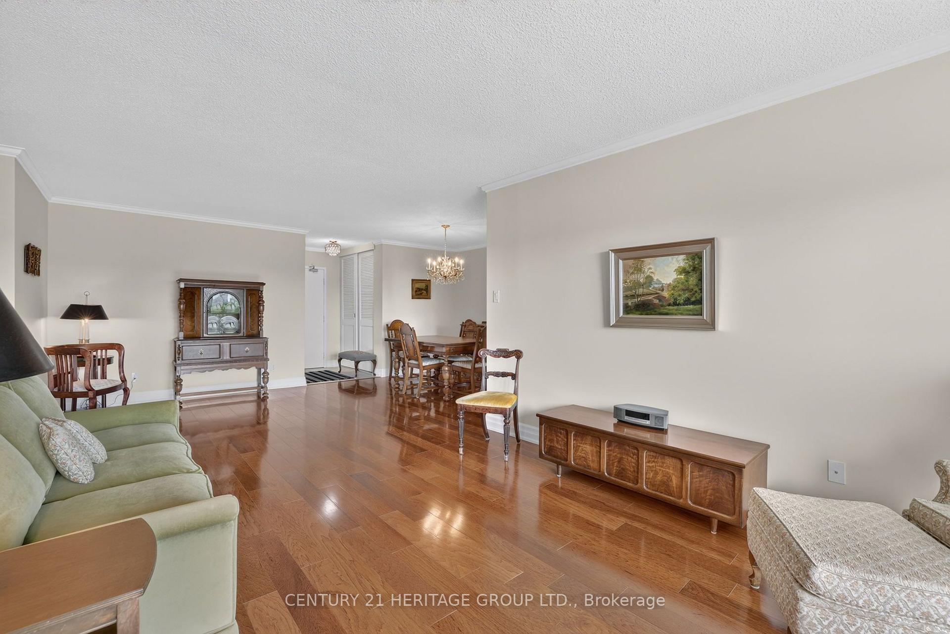 Photo 13 of Unit 603, 7811 Yonge Street, Markham, Thornhill — HOMEH