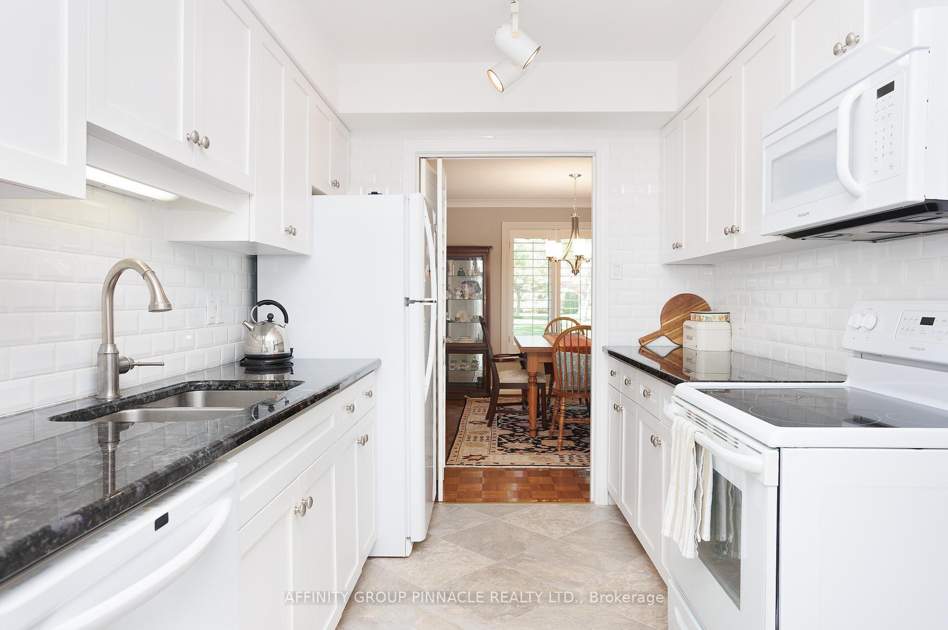 Photo 7 of Unit 1, 90 Parklawn Boulevard, Brock, Beaverton — HOMEH